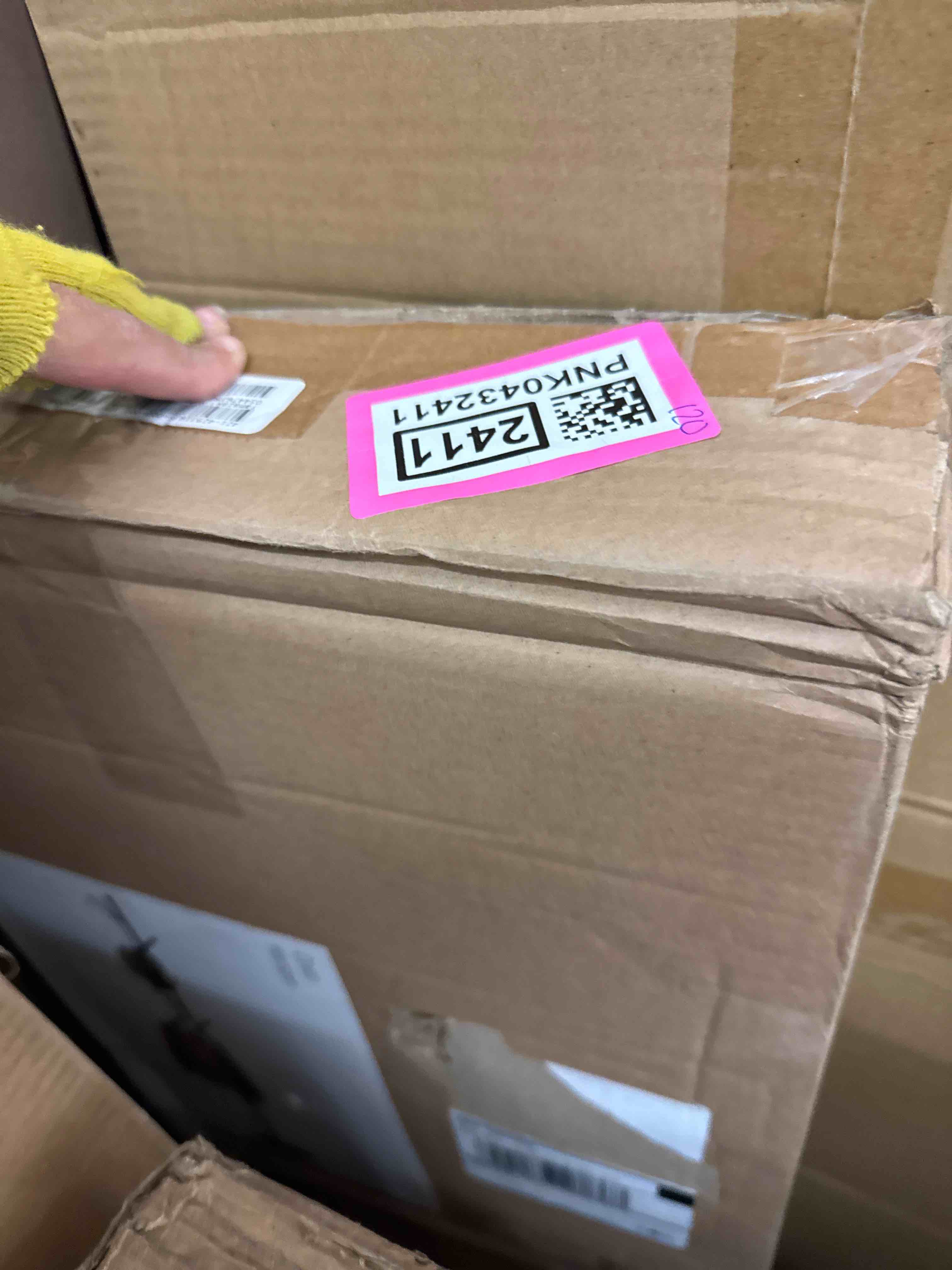 https://s3.amazonaws.com/lotting-images-prod/phillipi/PNK0432411_1737997855962.jpeg