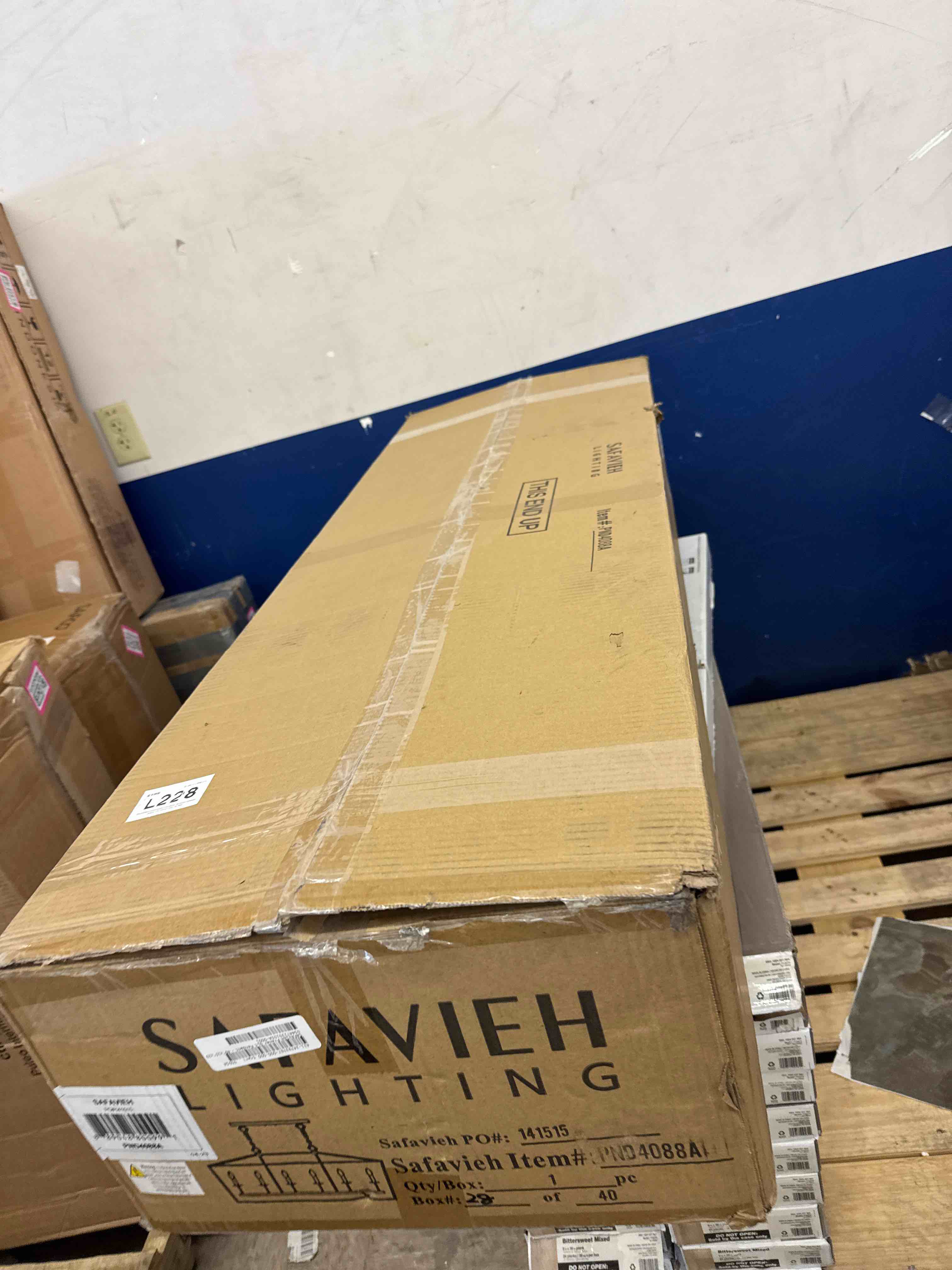 https://s3.amazonaws.com/lotting-images-prod/phillipi/PNK0432412_1737997065281.jpeg