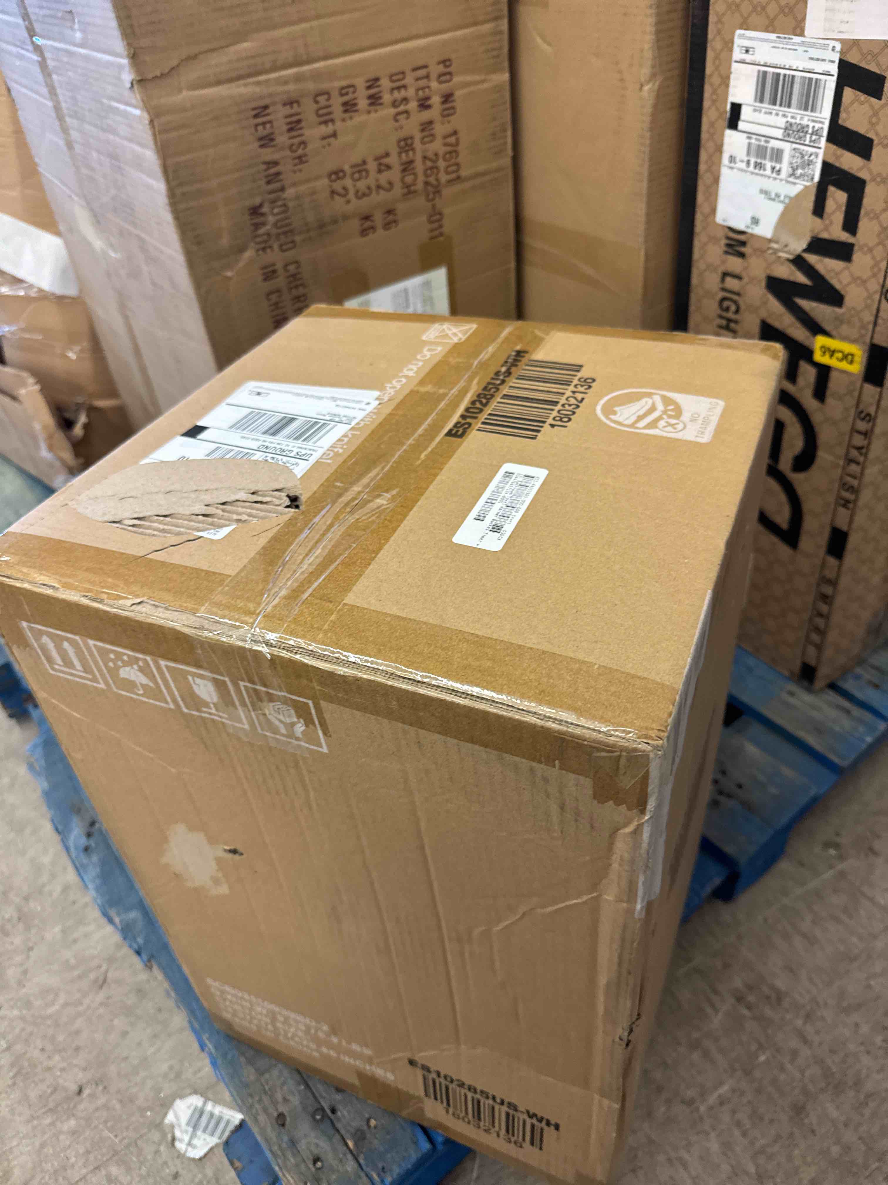 https://s3.amazonaws.com/lotting-images-prod/phillipi/PNK0432431_1737993983757.jpeg