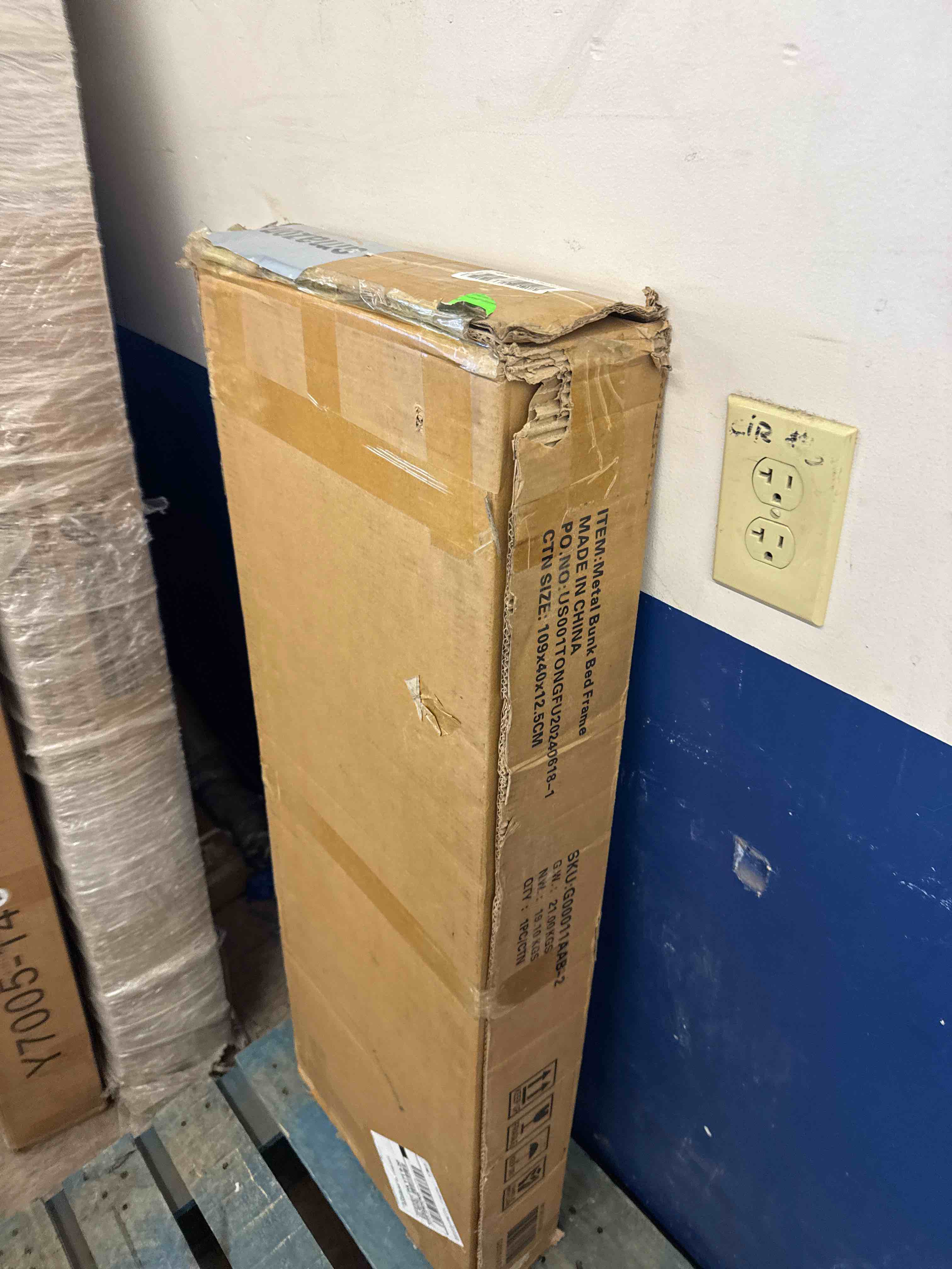 https://s3.amazonaws.com/lotting-images-prod/phillipi/PNK0432441_1737991792158.jpeg