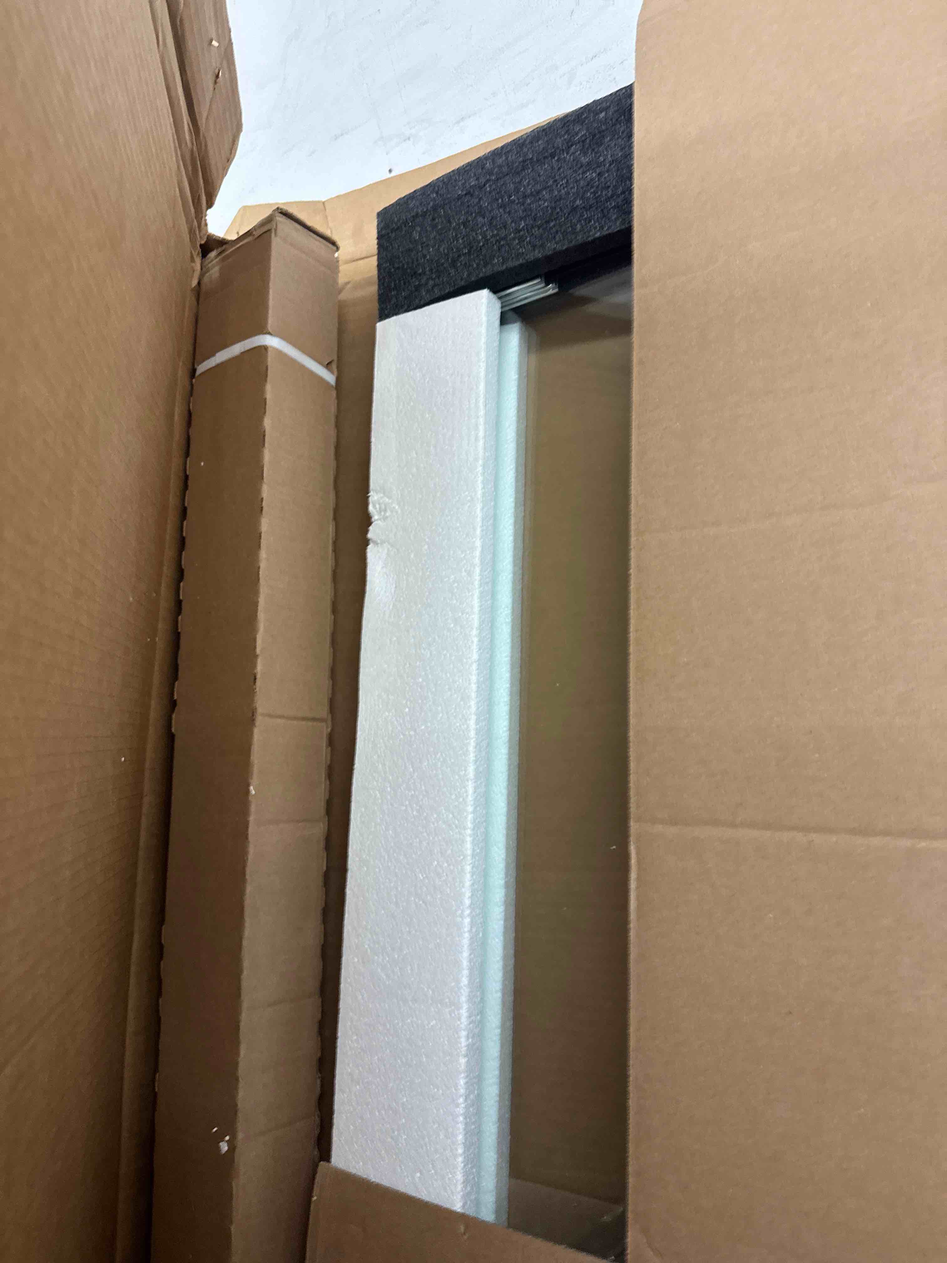 https://s3.amazonaws.com/lotting-images-prod/phillipi/PNK0432452_1737988902913.jpeg