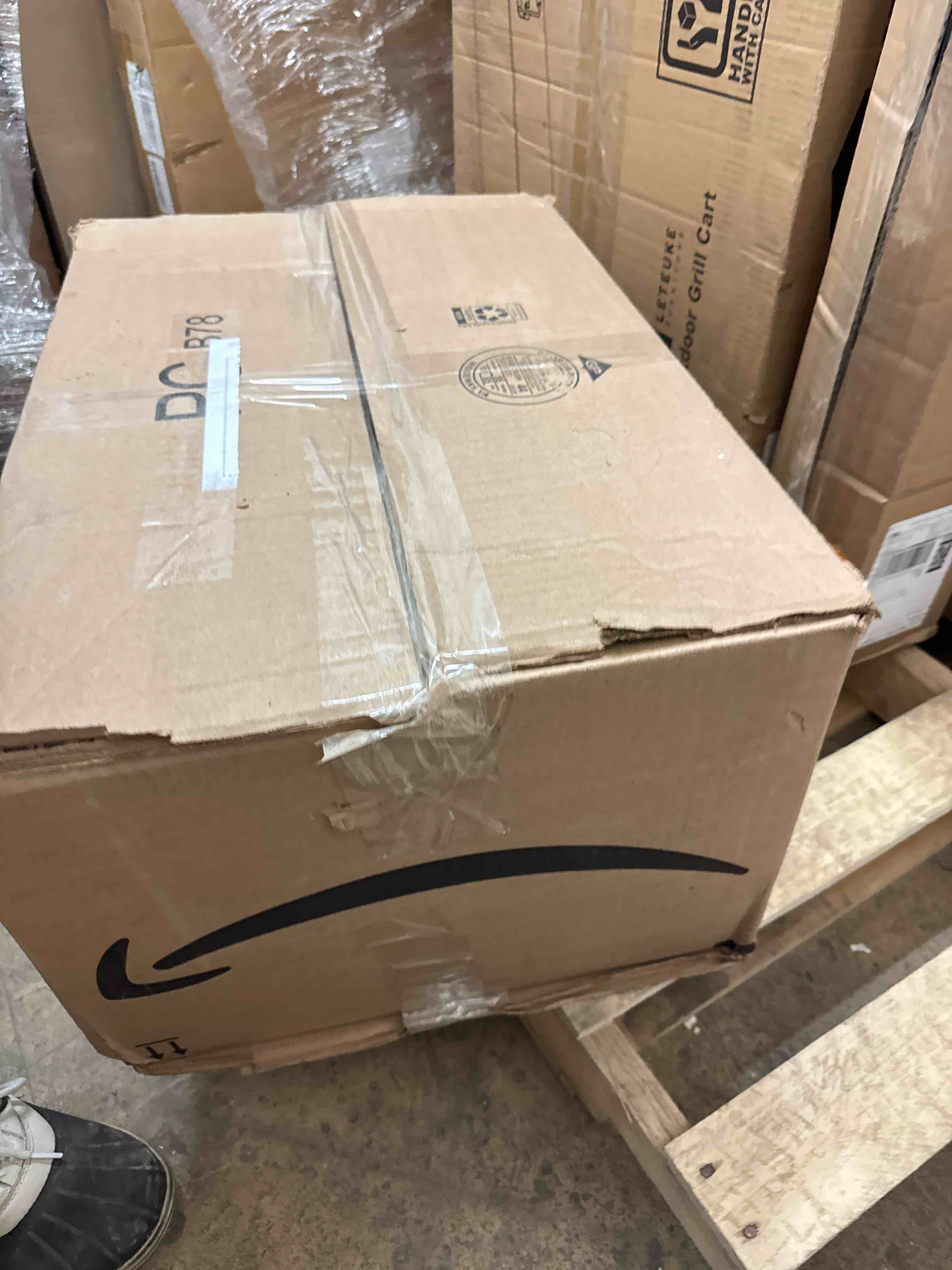 https://s3.amazonaws.com/lotting-images-prod/phillipi/PNK0432469_1737810855134.jpeg