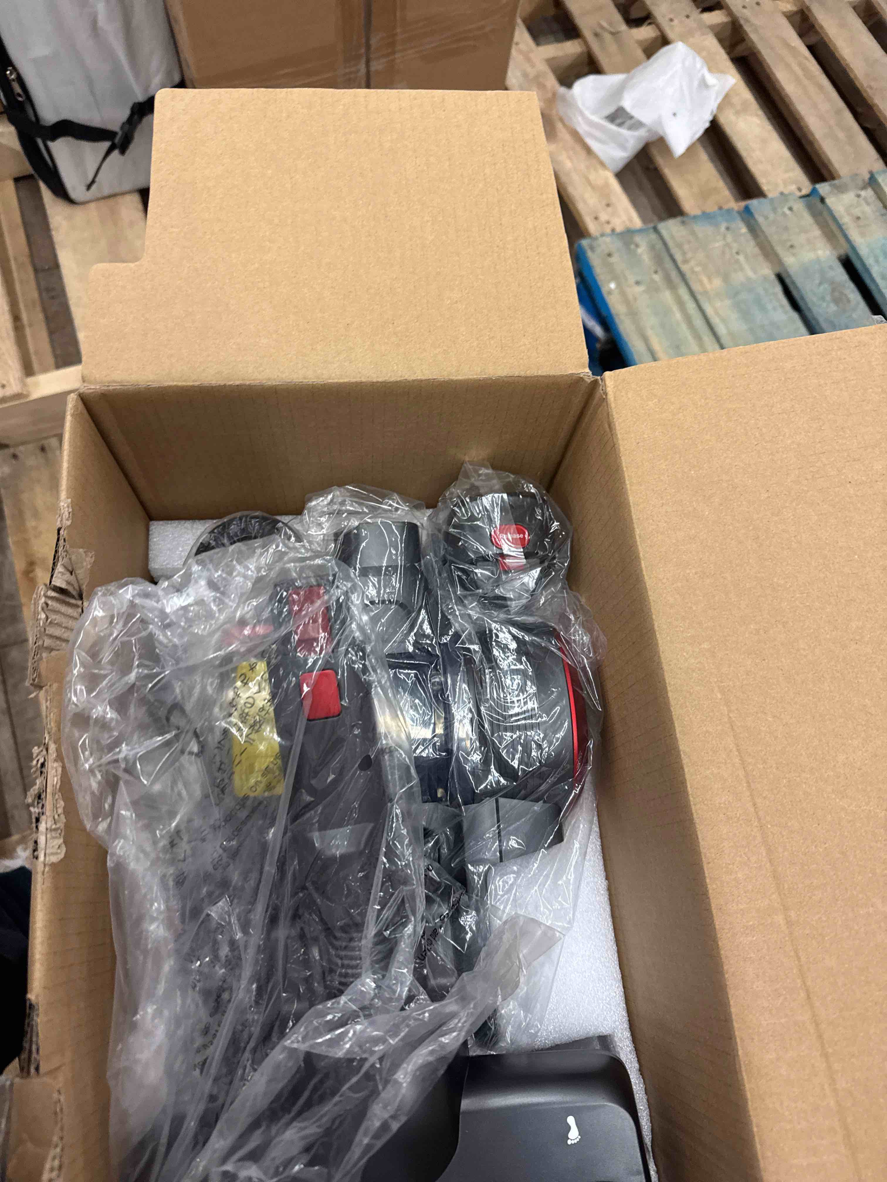https://s3.amazonaws.com/lotting-images-prod/phillipi/PNK0432711_1737392442401.jpeg