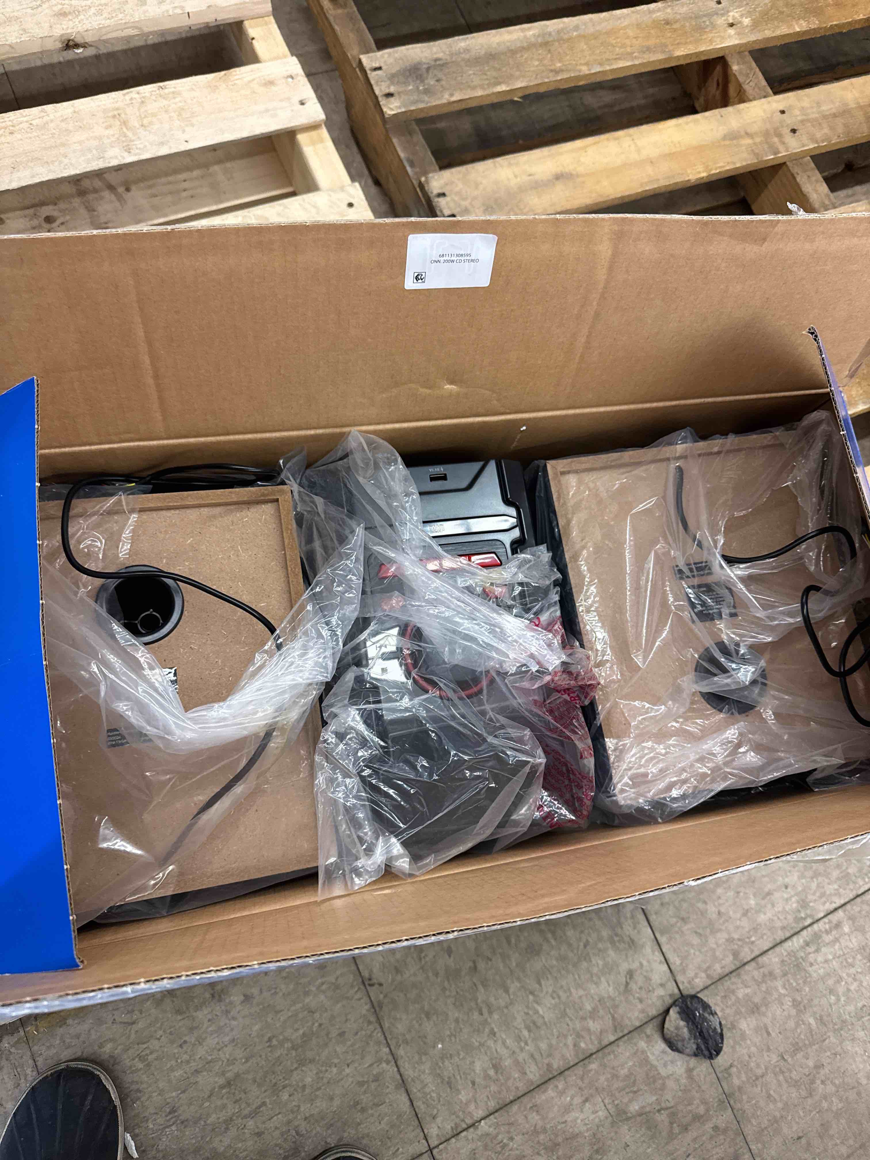 https://s3.amazonaws.com/lotting-images-prod/phillipi/PNK0432719_1737391232355.jpeg