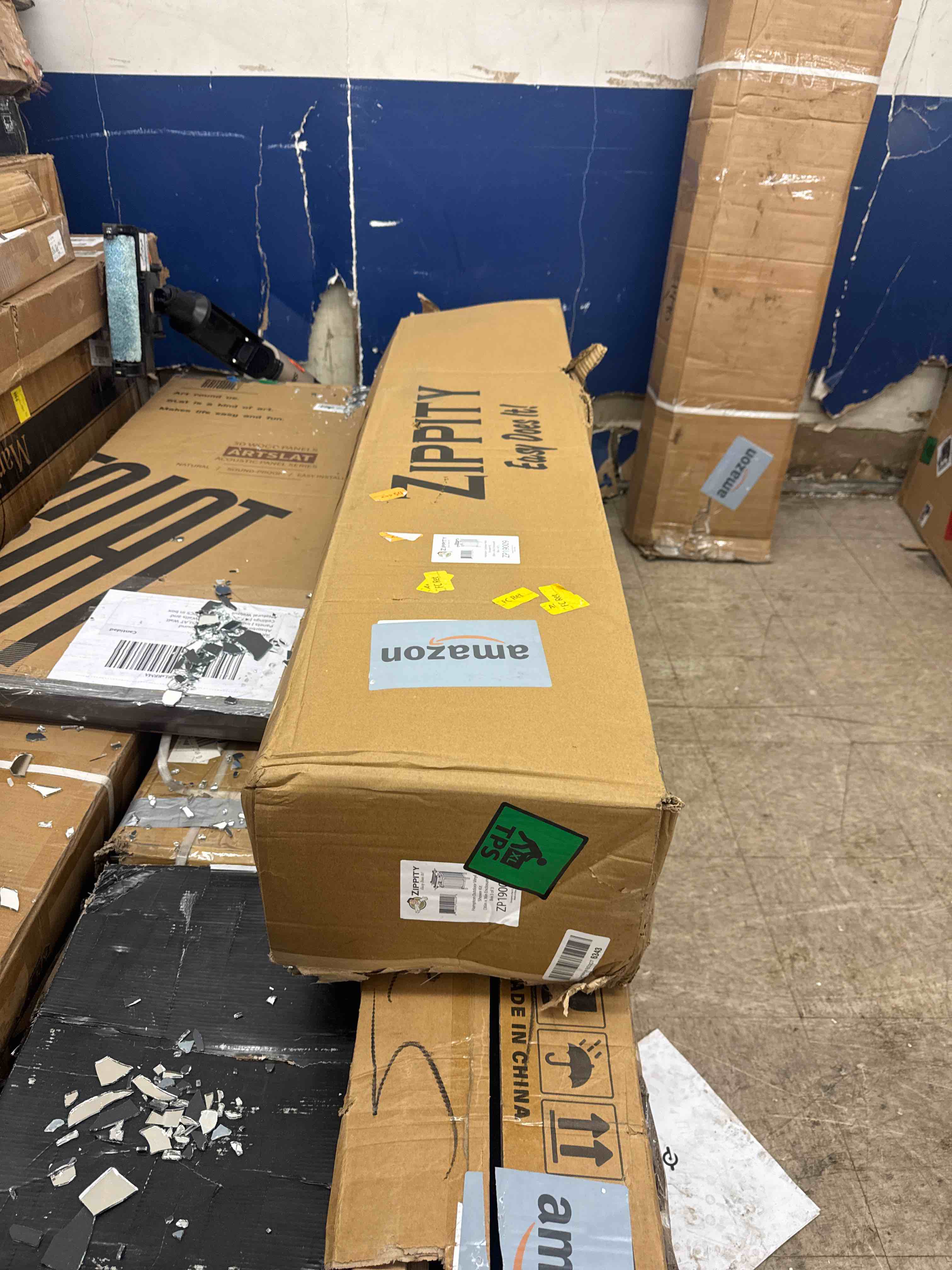 https://s3.amazonaws.com/lotting-images-prod/phillipi/PNK0433096_1736345498788.jpeg