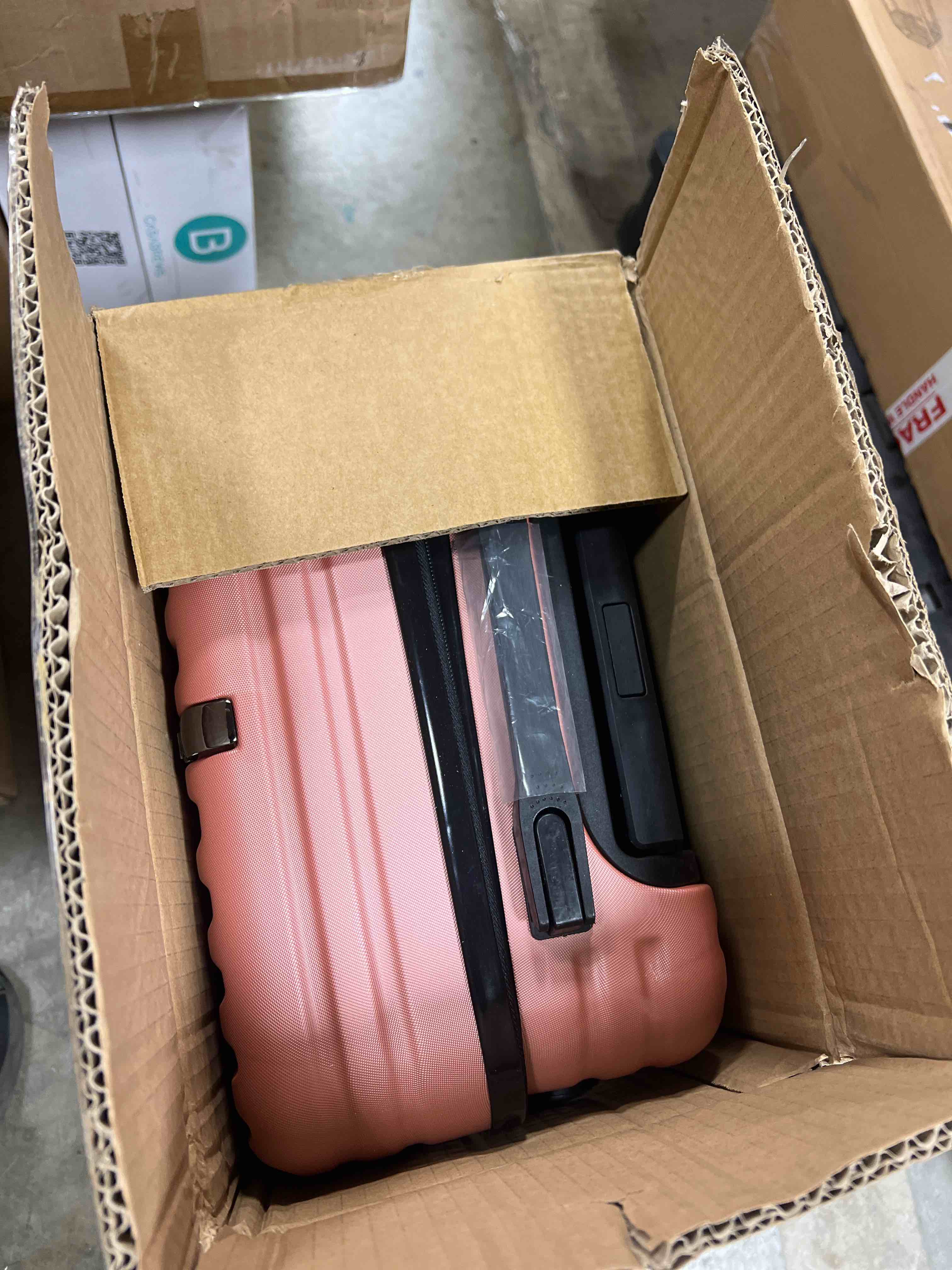 https://s3.amazonaws.com/lotting-images-prod/phillipi/PNK0433897_1738434284420.jpeg