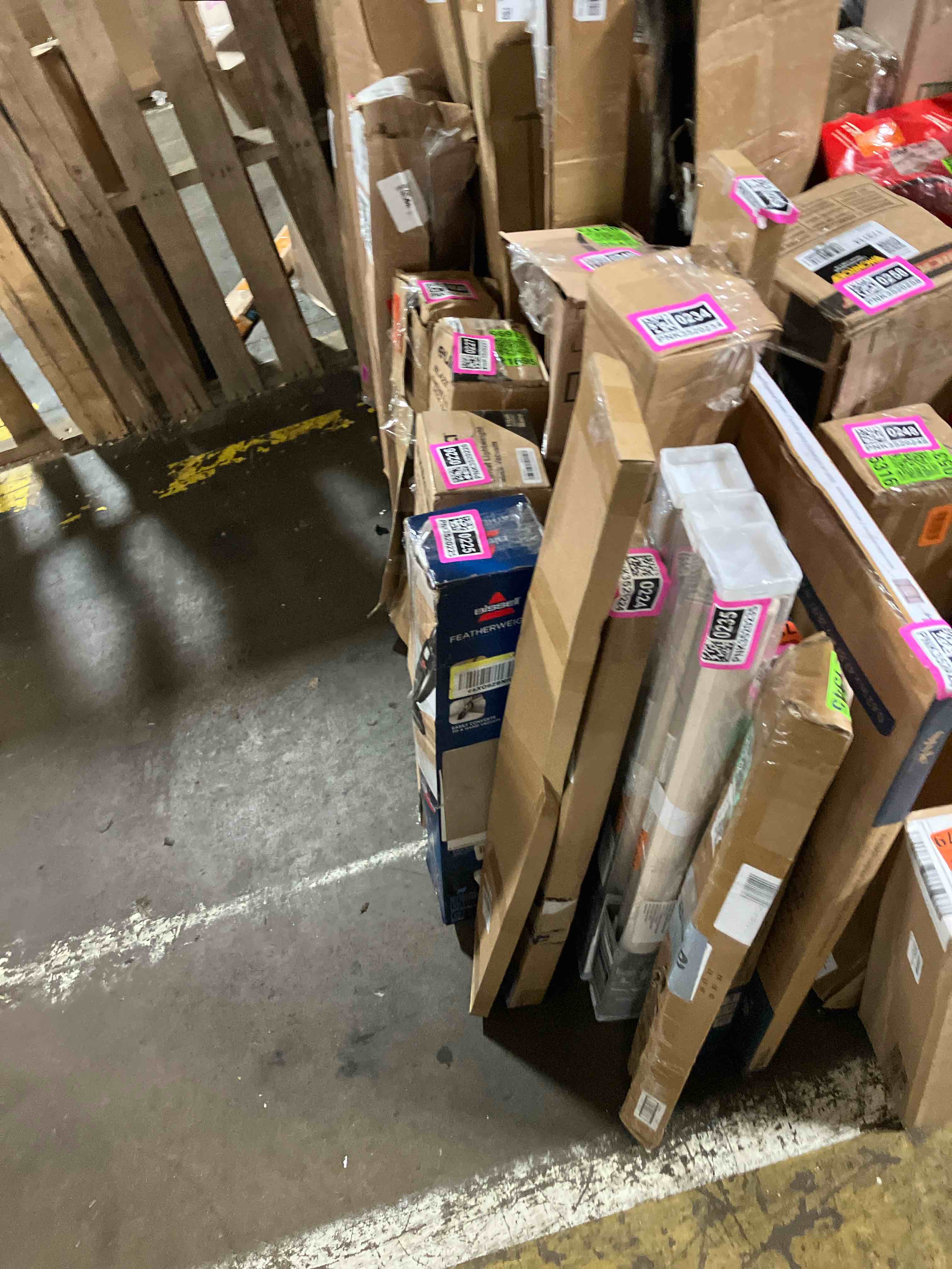 https://s3.amazonaws.com/lotting-images-prod/phillipi/PNK3520223_1750275566526.jpeg