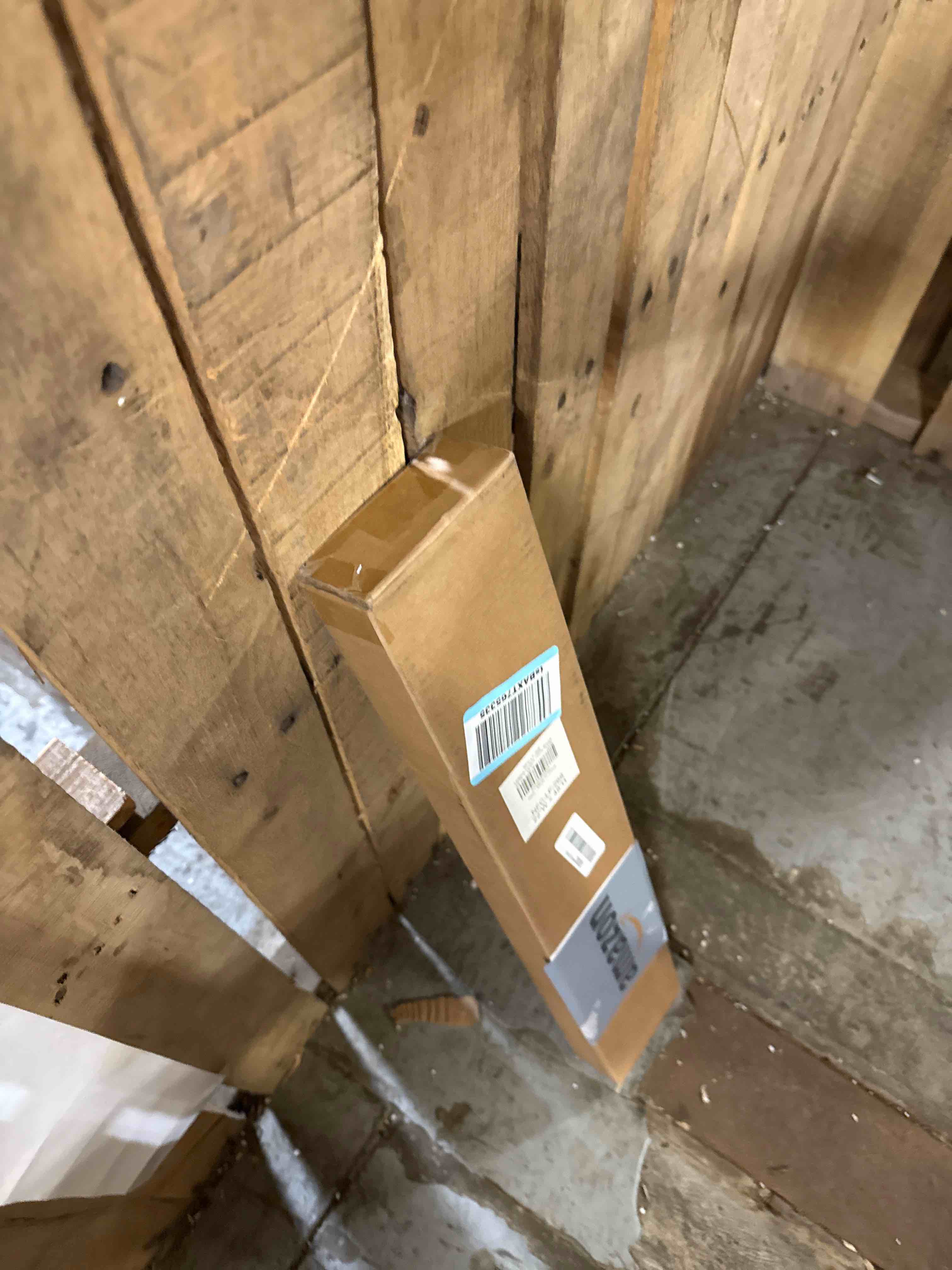 https://s3.amazonaws.com/lotting-images-prod/phillipi/PNK3520604_1750362896659.jpeg