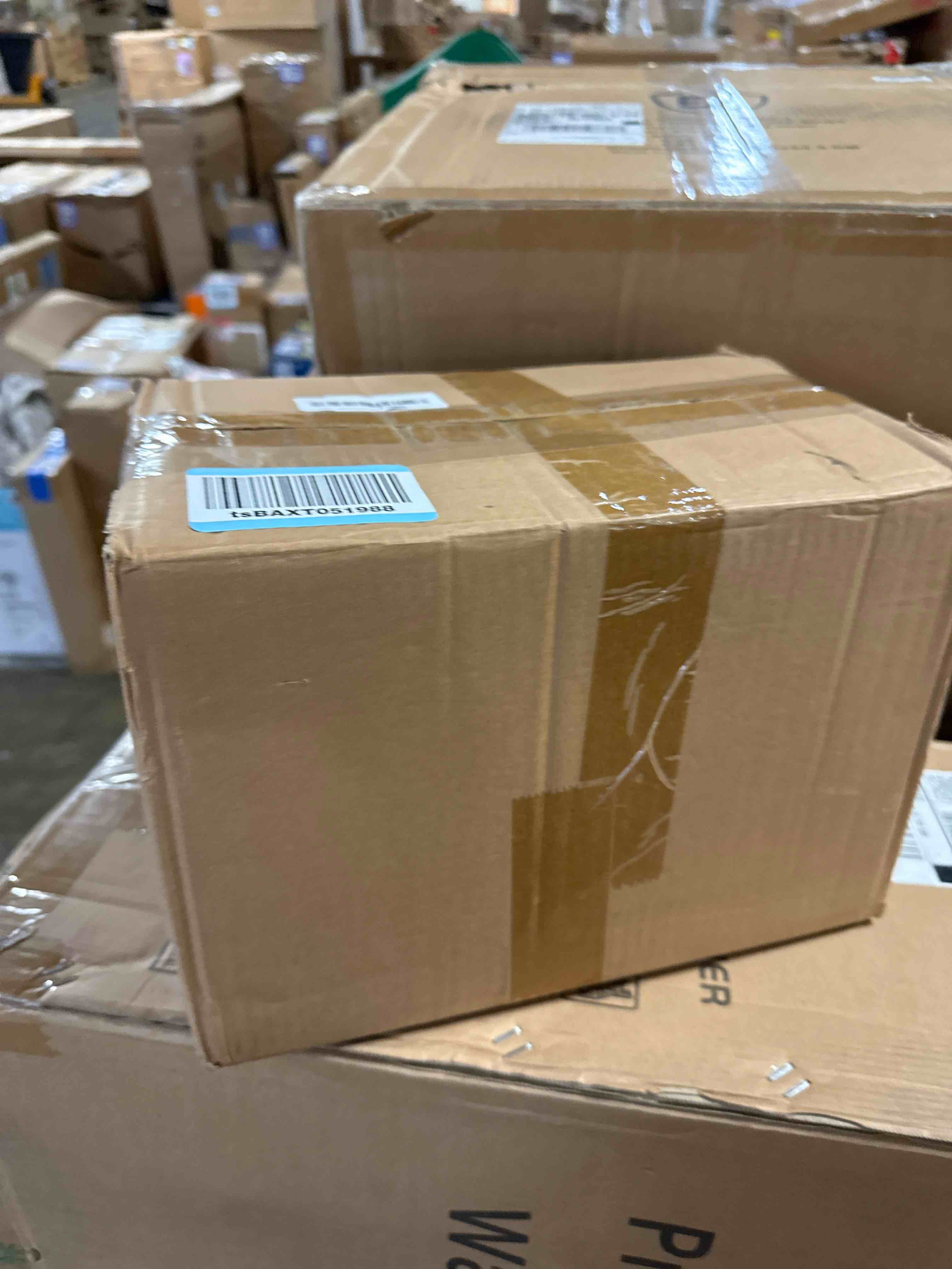 https://s3.amazonaws.com/lotting-images-prod/phillipi/PNK3520782_1750429813408.jpeg