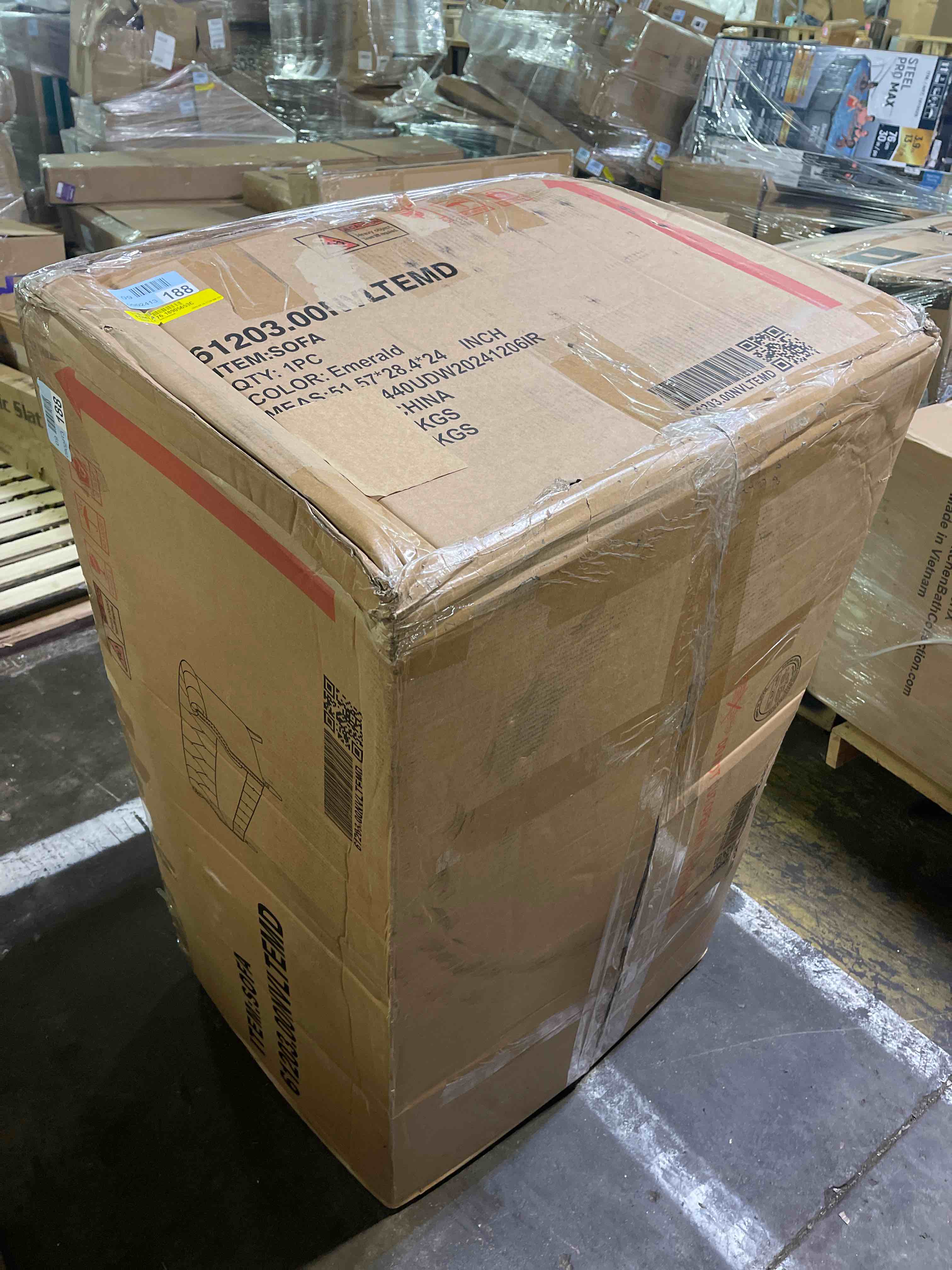 https://s3.amazonaws.com/lotting-images-prod/phillipi/PNK3521313_1750789351044.jpeg
