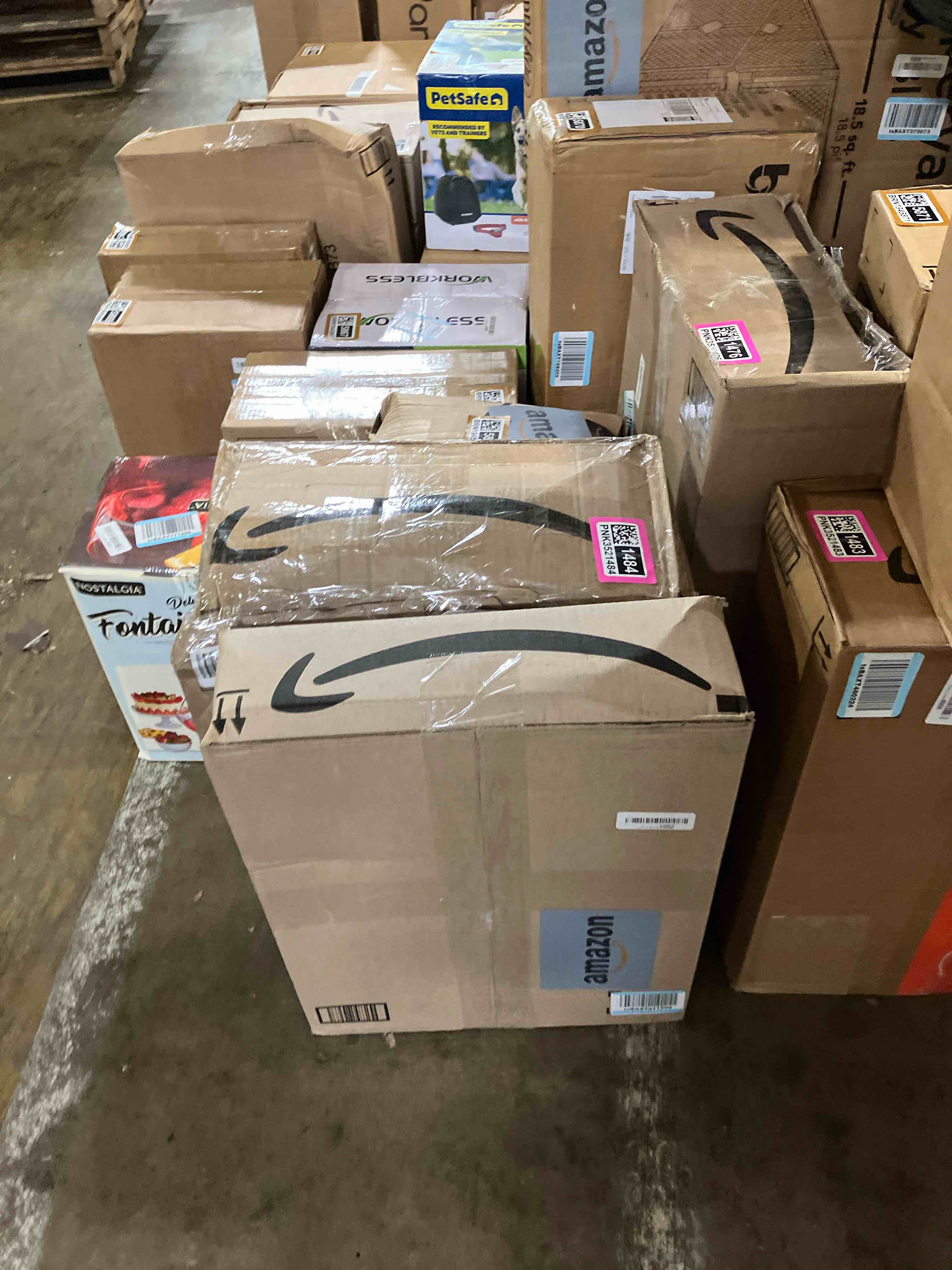 https://s3.amazonaws.com/lotting-images-prod/phillipi/PNK3521486_1750792423685.jpeg