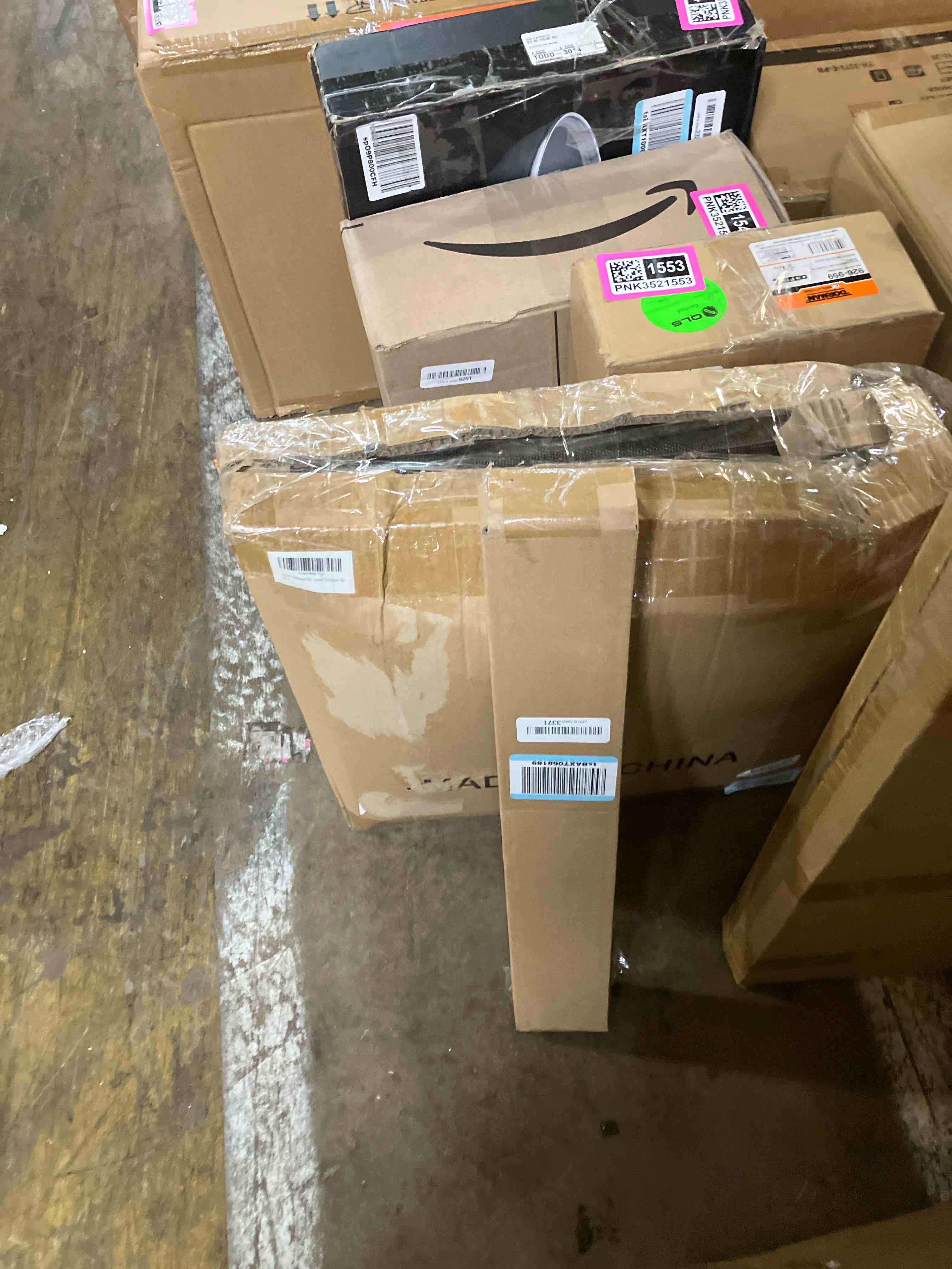 https://s3.amazonaws.com/lotting-images-prod/phillipi/PNK3521563_1750798323254.jpeg