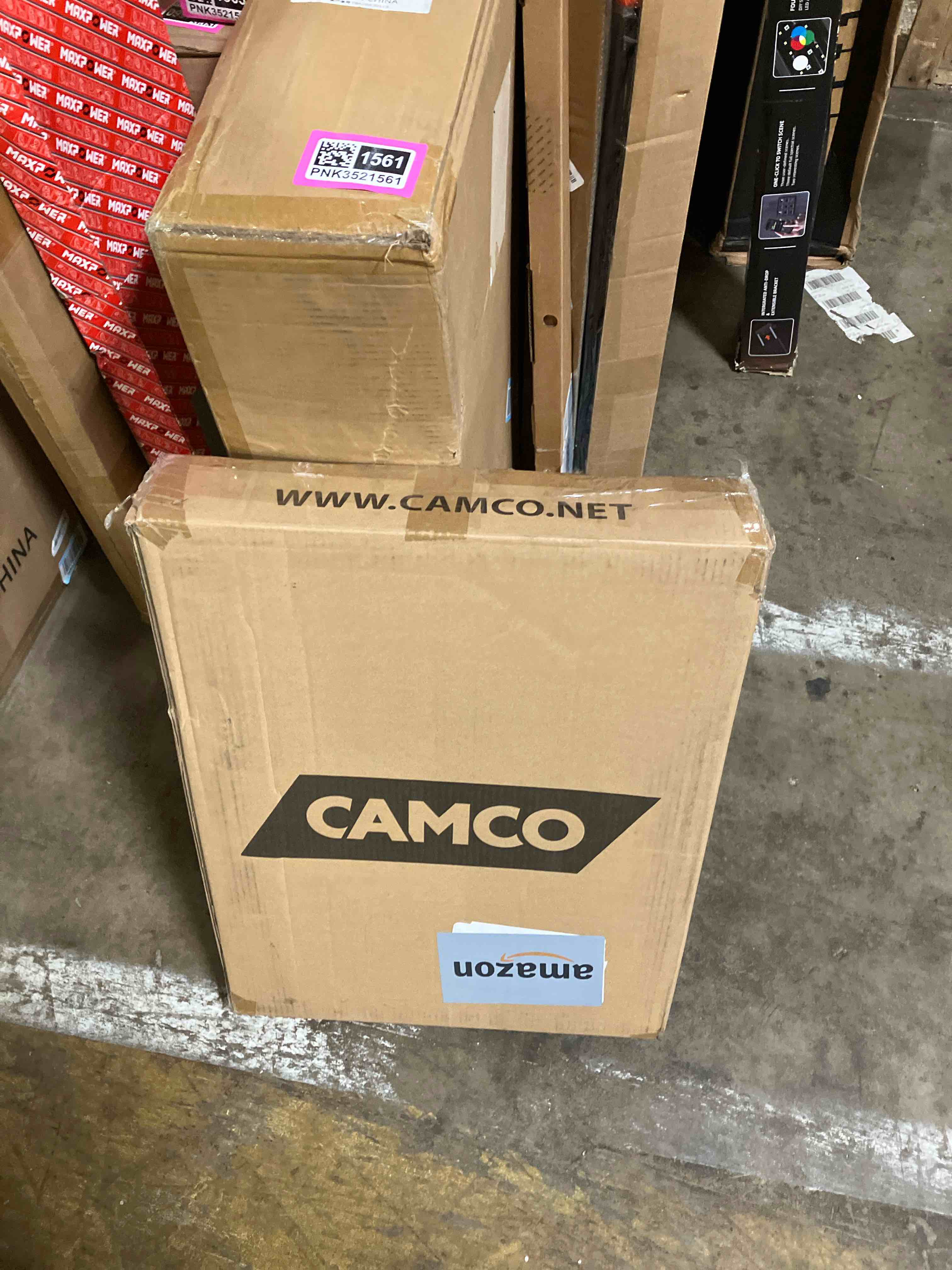 https://s3.amazonaws.com/lotting-images-prod/phillipi/PNK3521570_1750798784045.jpeg