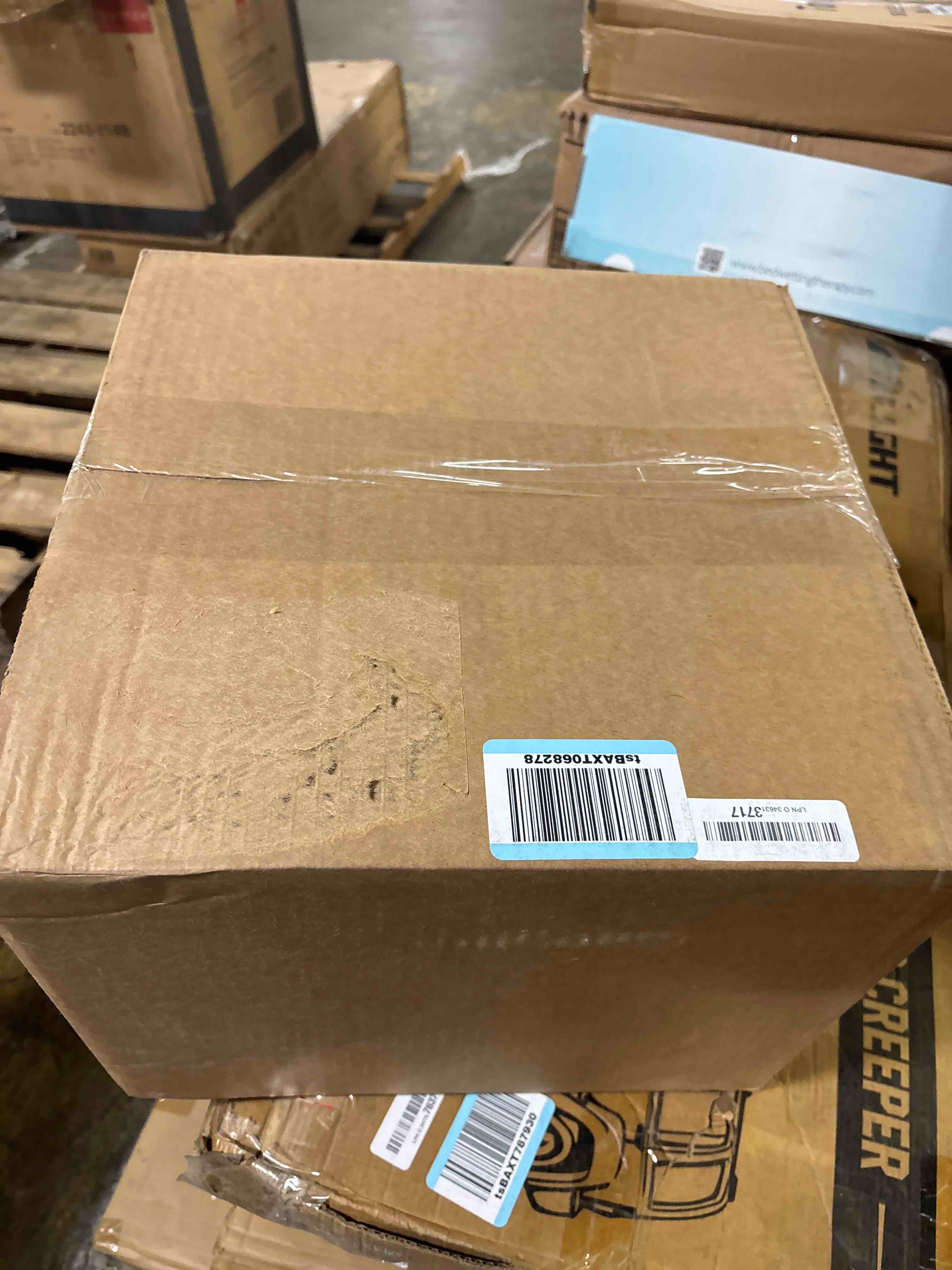 https://s3.amazonaws.com/lotting-images-prod/phillipi/PNK3521712_1750884464989.jpeg
