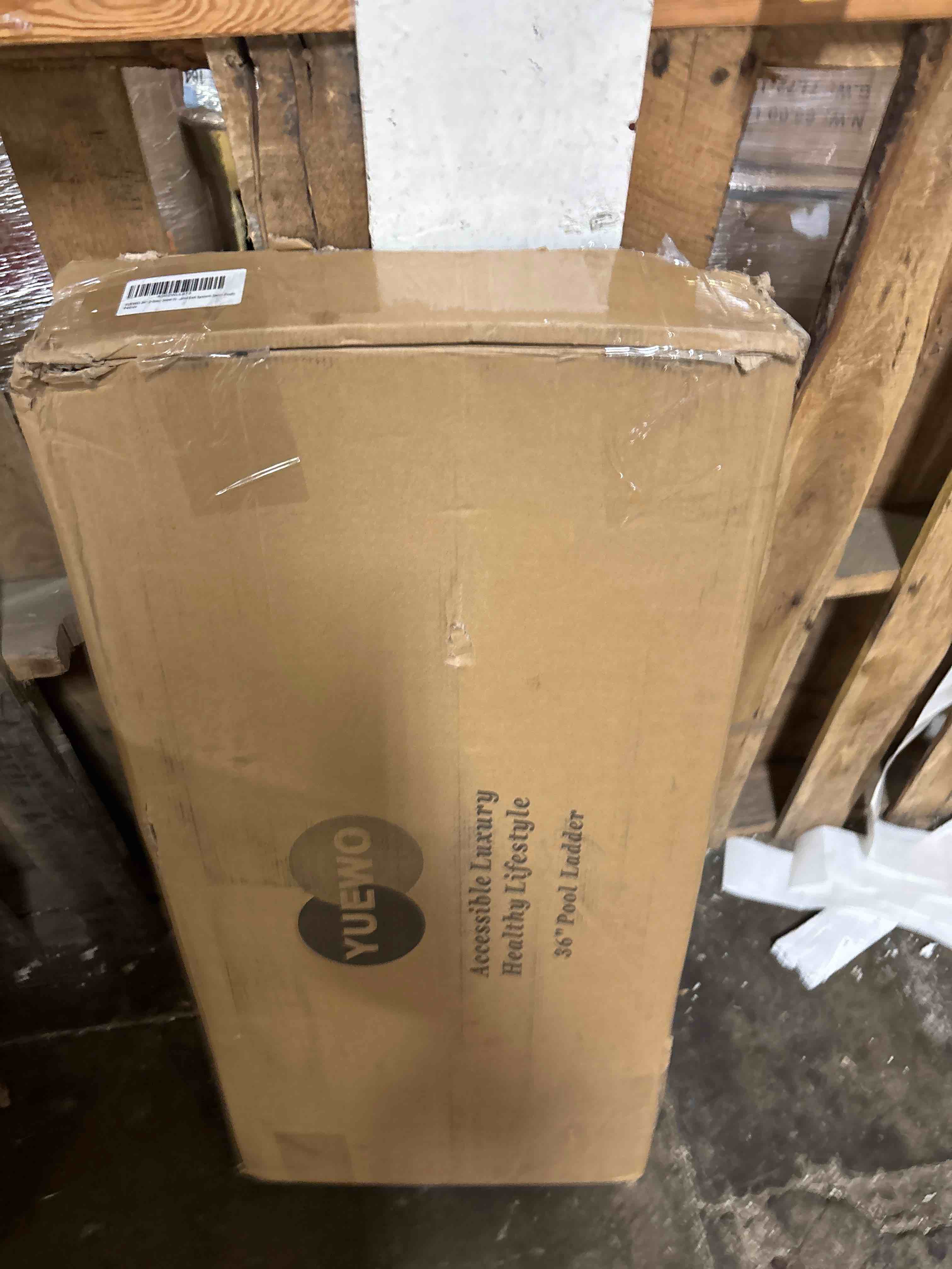 https://s3.amazonaws.com/lotting-images-prod/phillipi/PNK3521717_1750884782784.jpeg