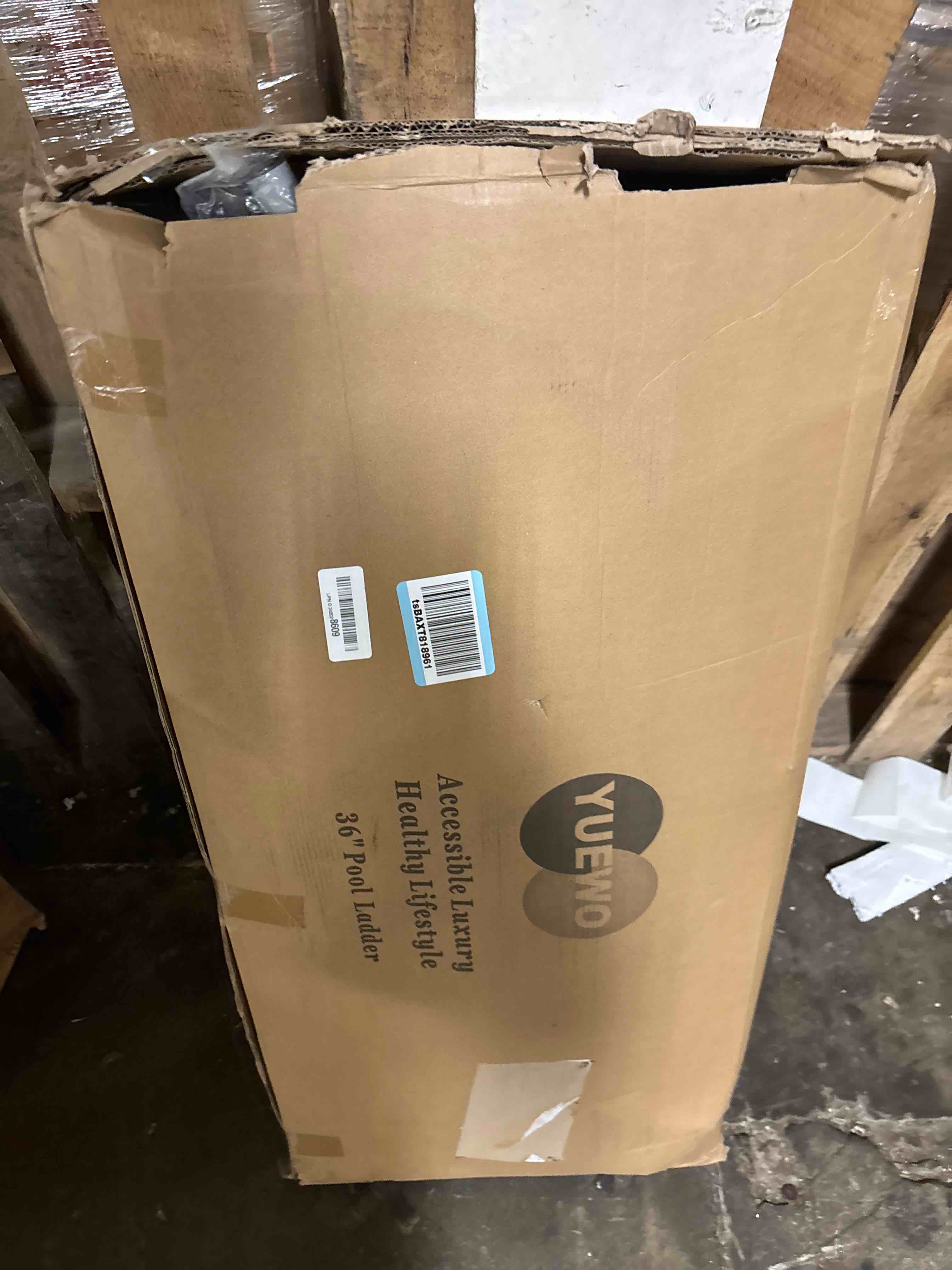 https://s3.amazonaws.com/lotting-images-prod/phillipi/PNK3521717_1750884788356.jpeg