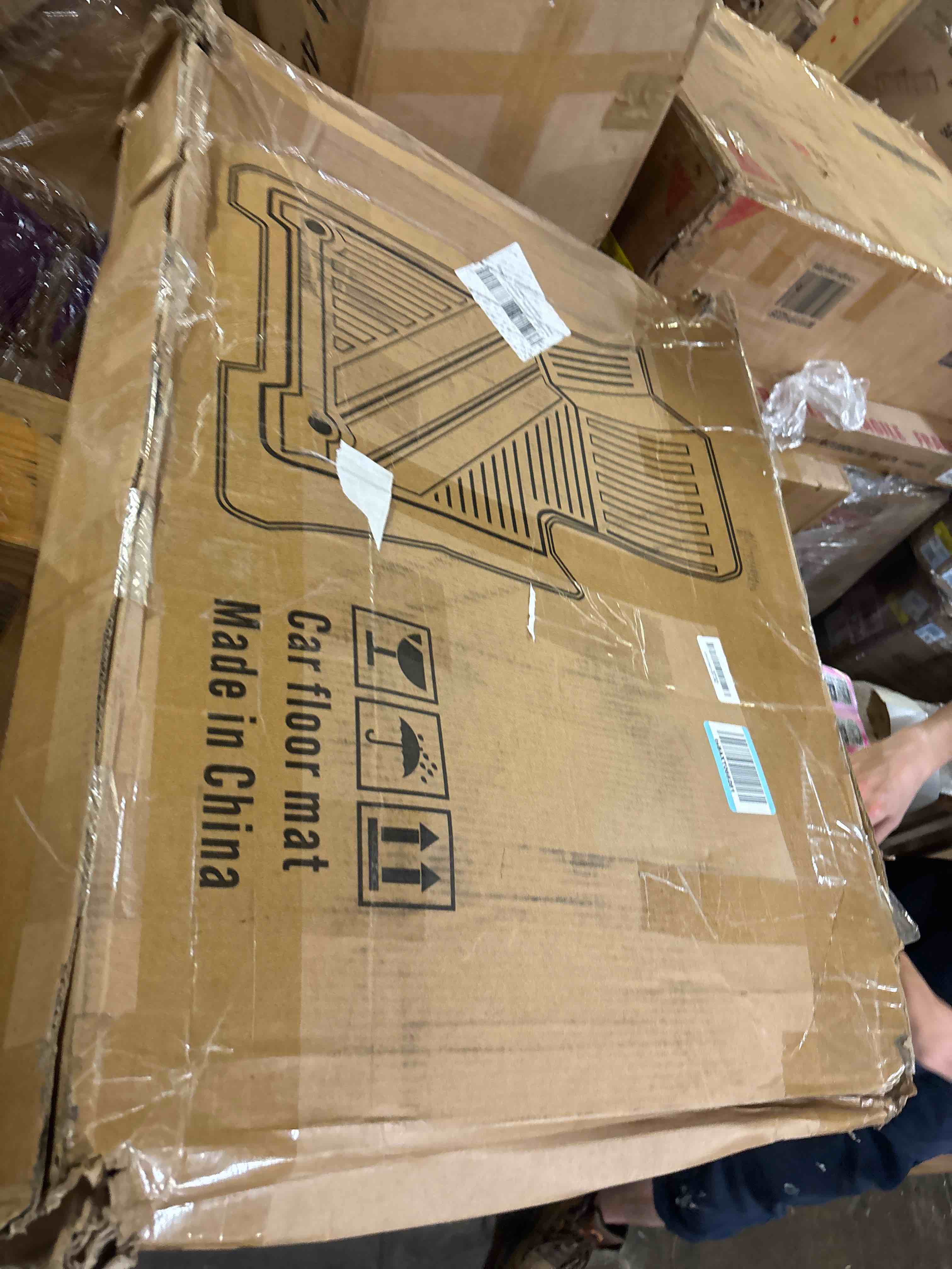 https://s3.amazonaws.com/lotting-images-prod/phillipi/PNK3521738_1750886986867.jpeg