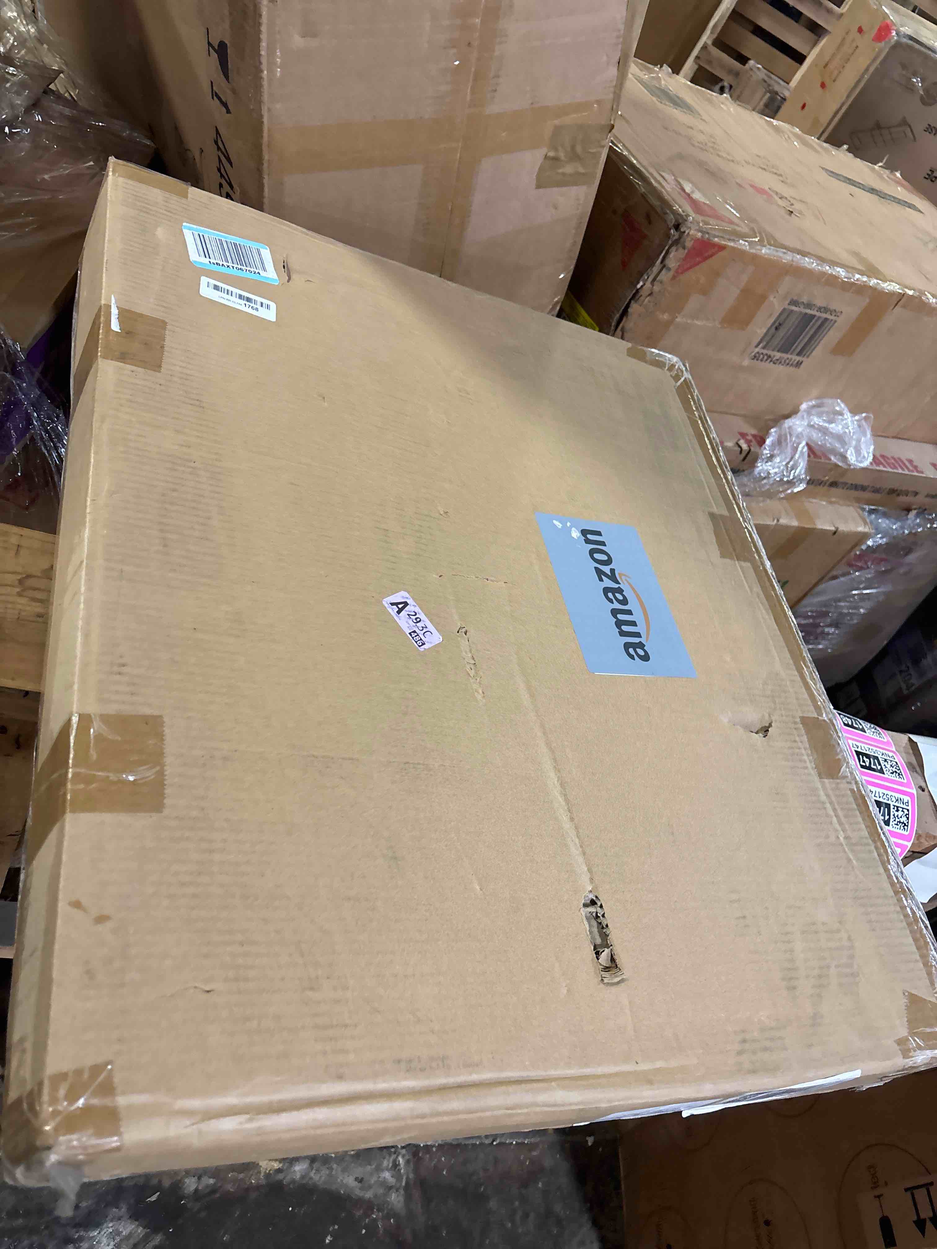 https://s3.amazonaws.com/lotting-images-prod/phillipi/PNK3521739_1750887068922.jpeg