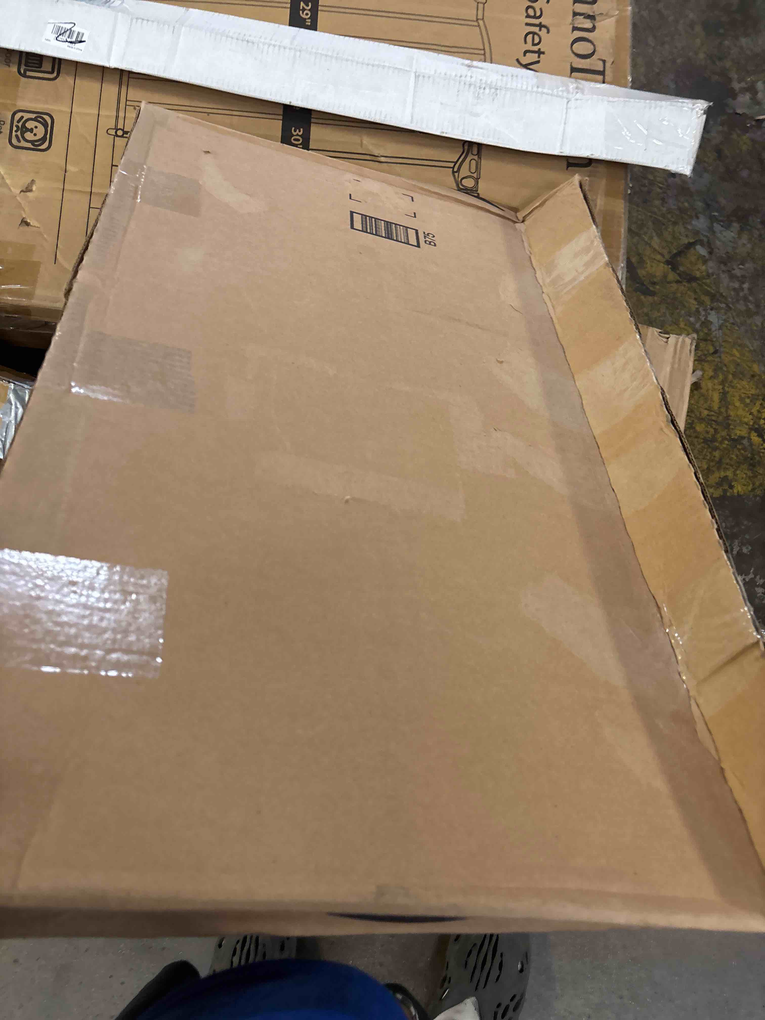 https://s3.amazonaws.com/lotting-images-prod/phillipi/PNK3521824_1750946773906.jpeg