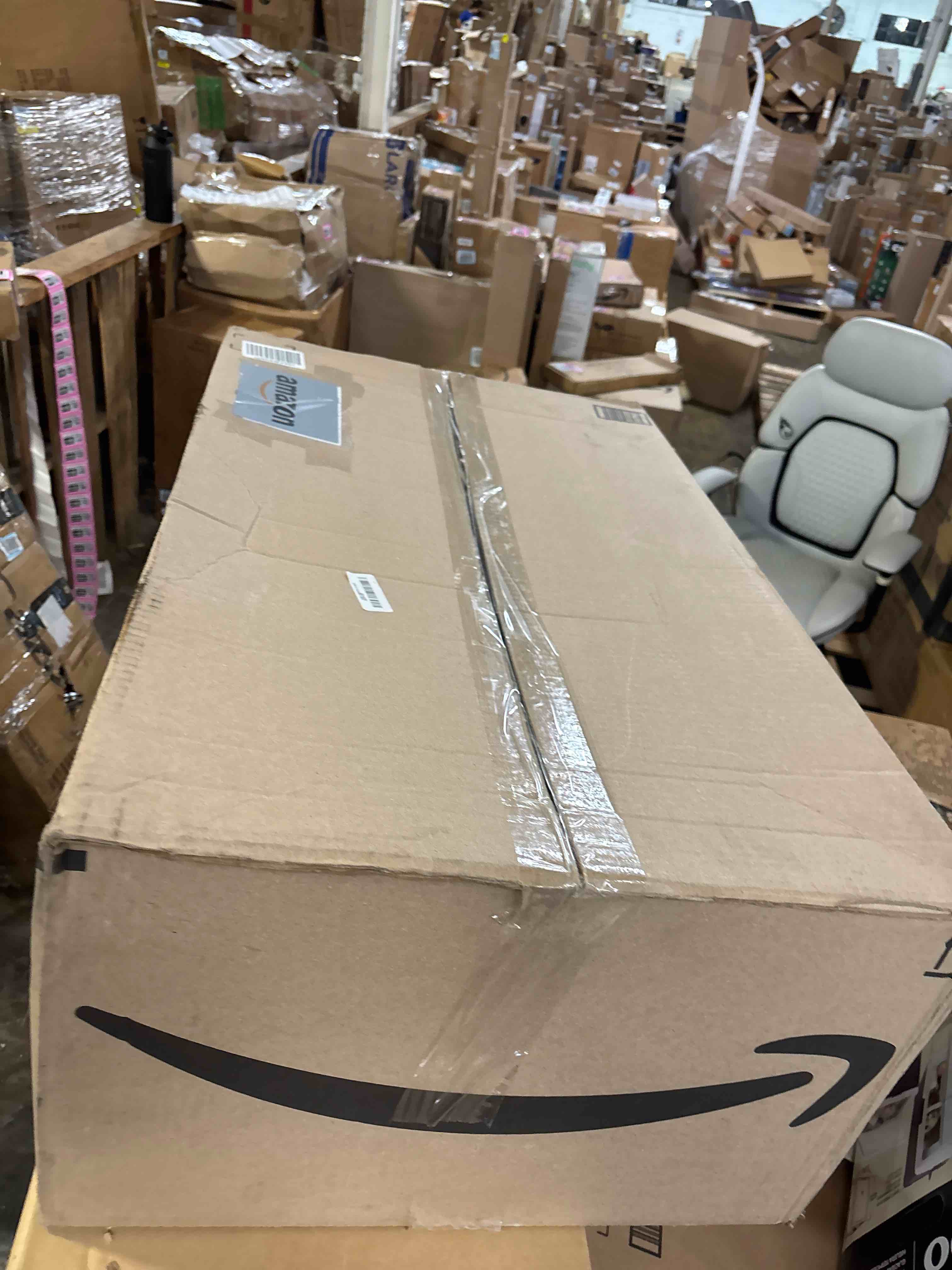 https://s3.amazonaws.com/lotting-images-prod/phillipi/PNK3521827_1750945557935.jpeg