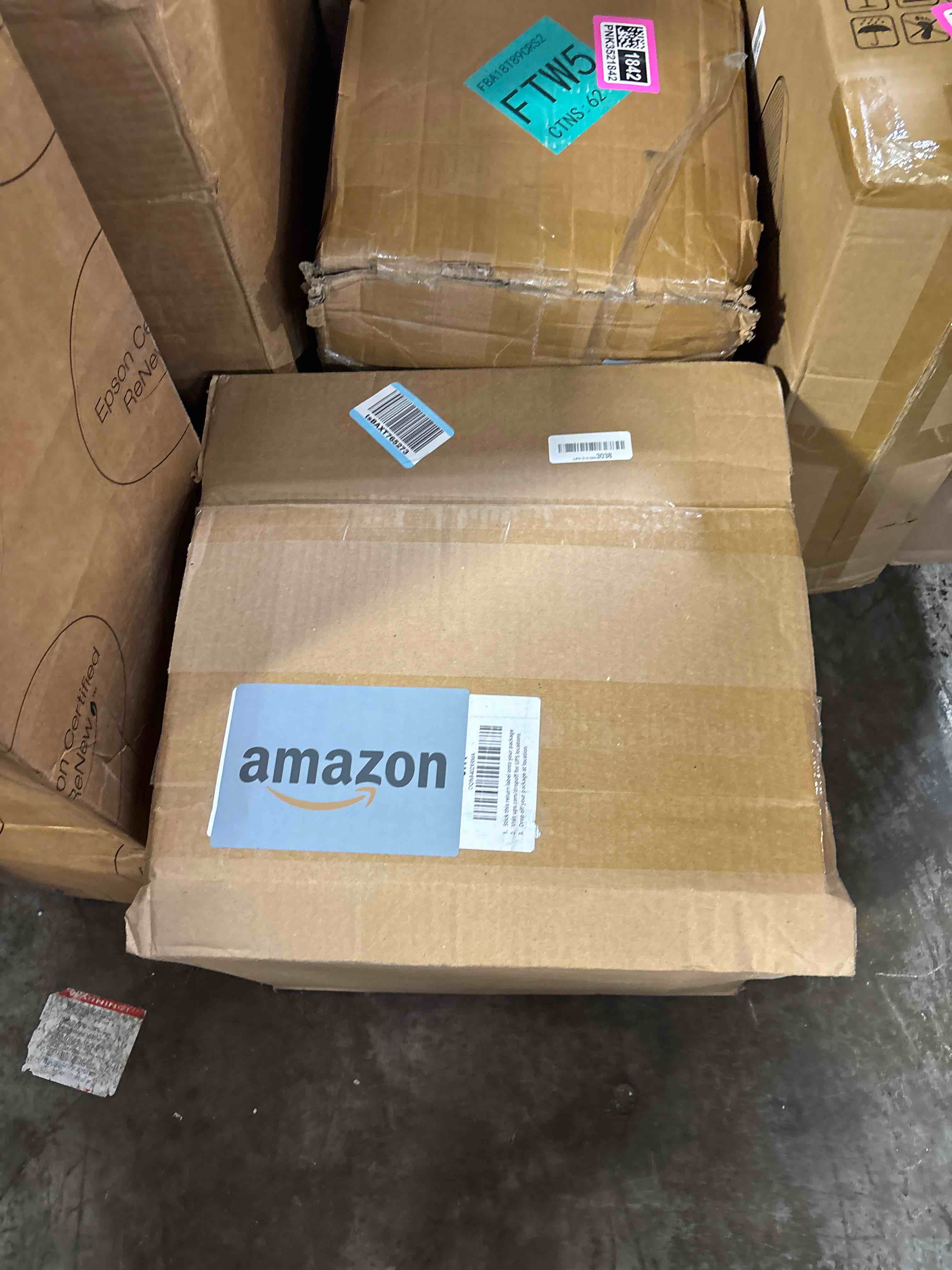 https://s3.amazonaws.com/lotting-images-prod/phillipi/PNK3521834_1750945152191.jpeg