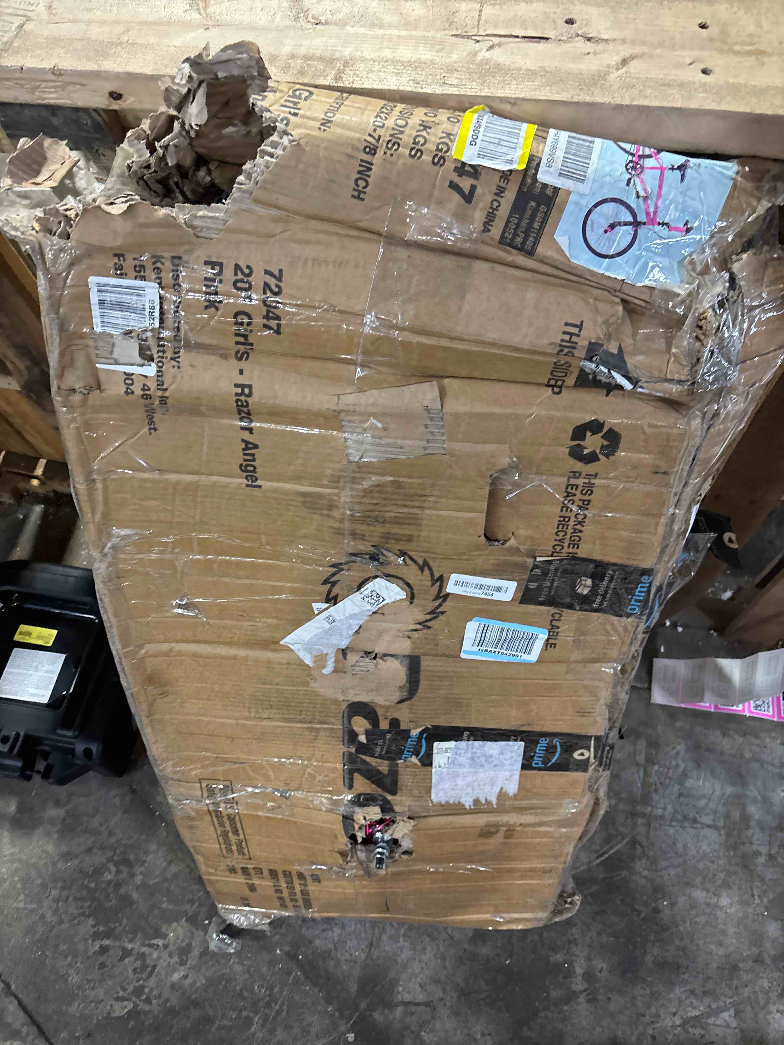 https://s3.amazonaws.com/lotting-images-prod/phillipi/PNK3521838_1750944640468.jpeg