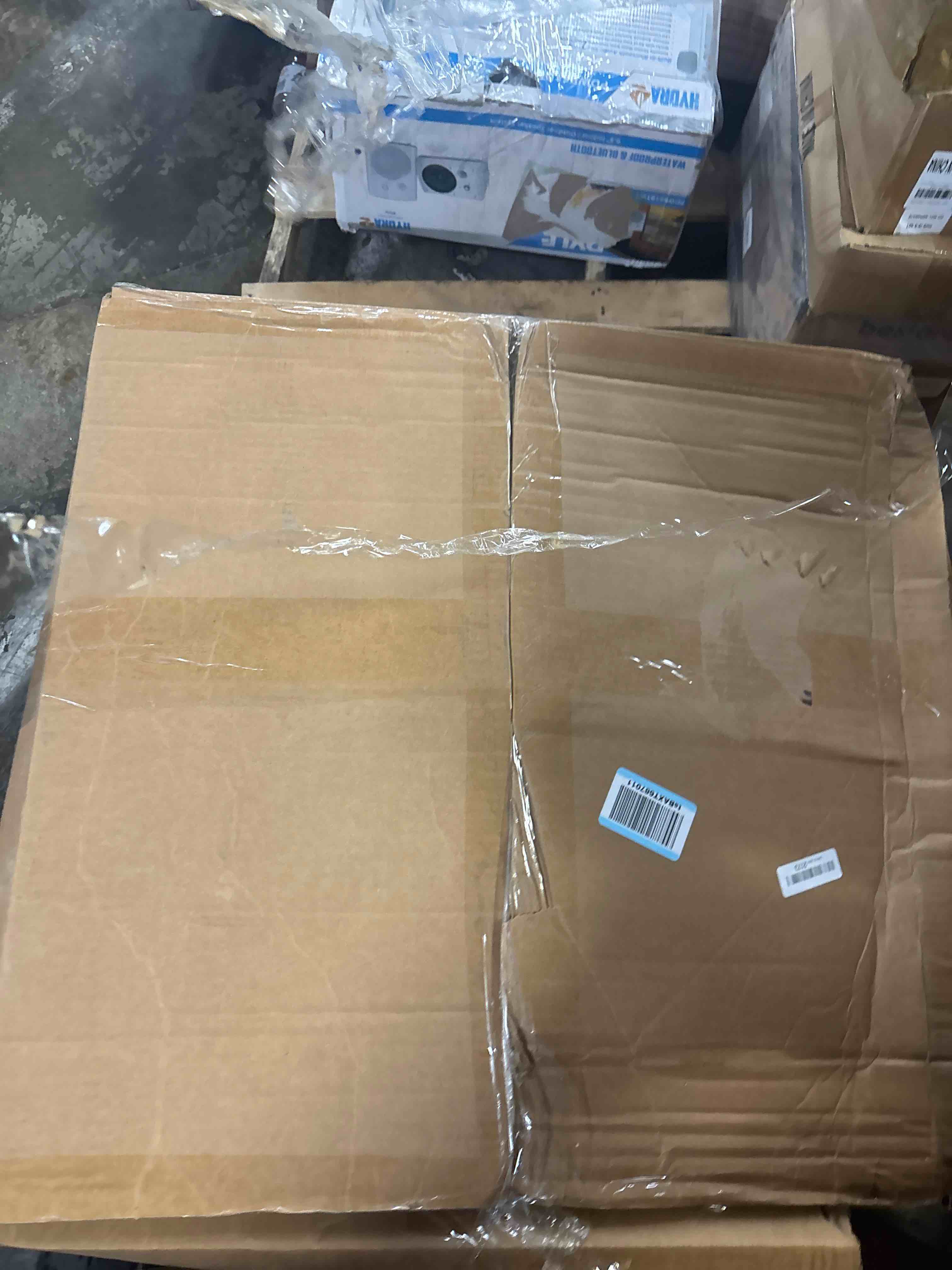 https://s3.amazonaws.com/lotting-images-prod/phillipi/PNK3521889_1750941095927.jpeg