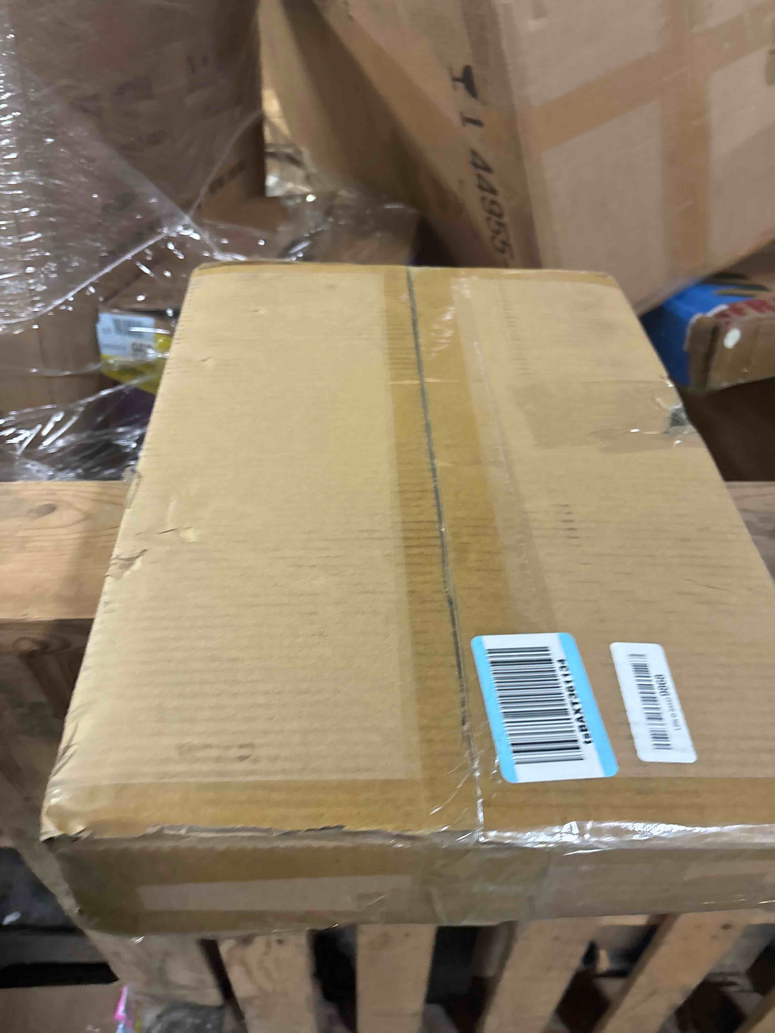 https://s3.amazonaws.com/lotting-images-prod/phillipi/PNK3521901_1750940232507.jpeg