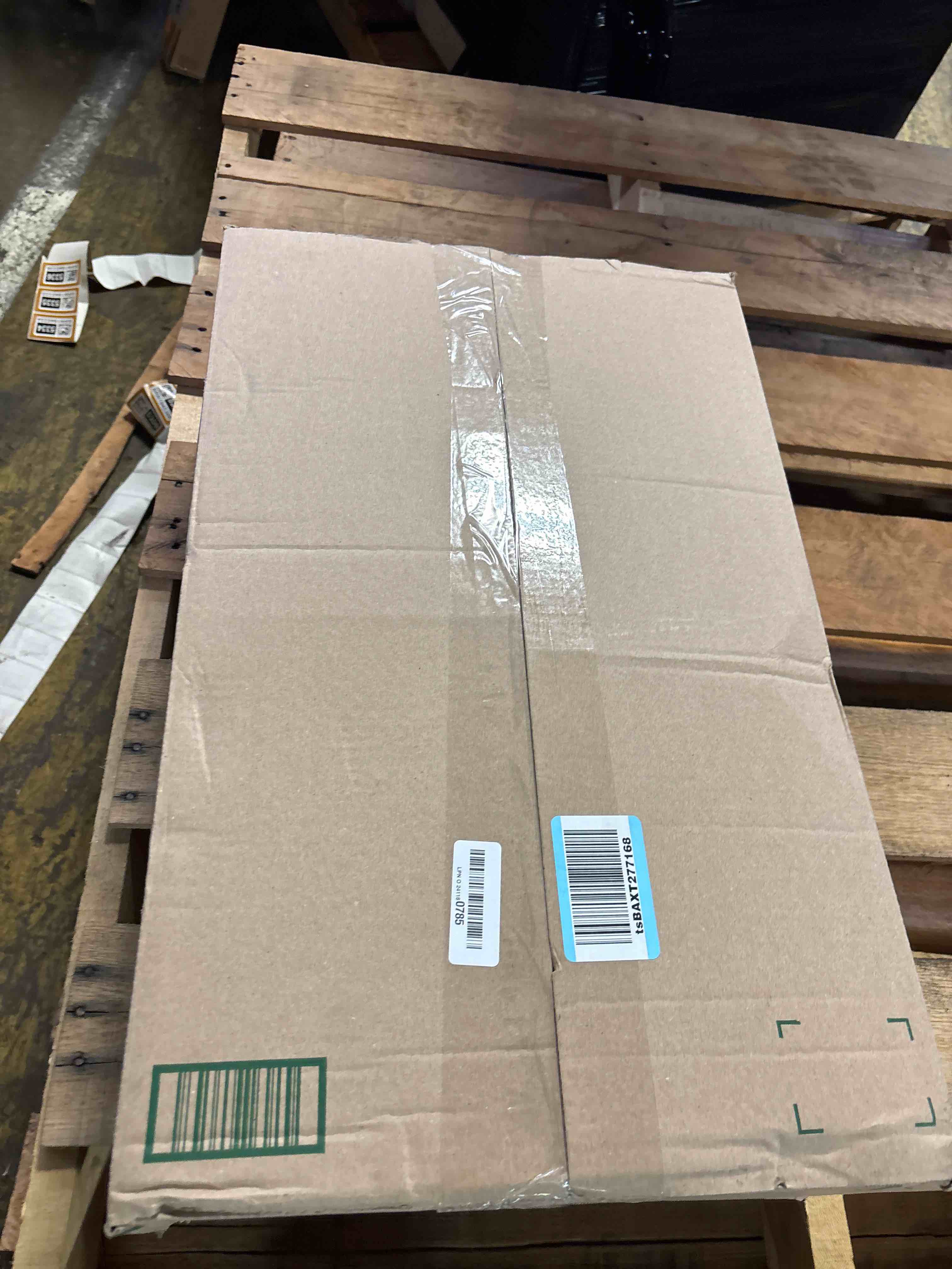 https://s3.amazonaws.com/lotting-images-prod/phillipi/PNK3521912_1750969493716.jpeg