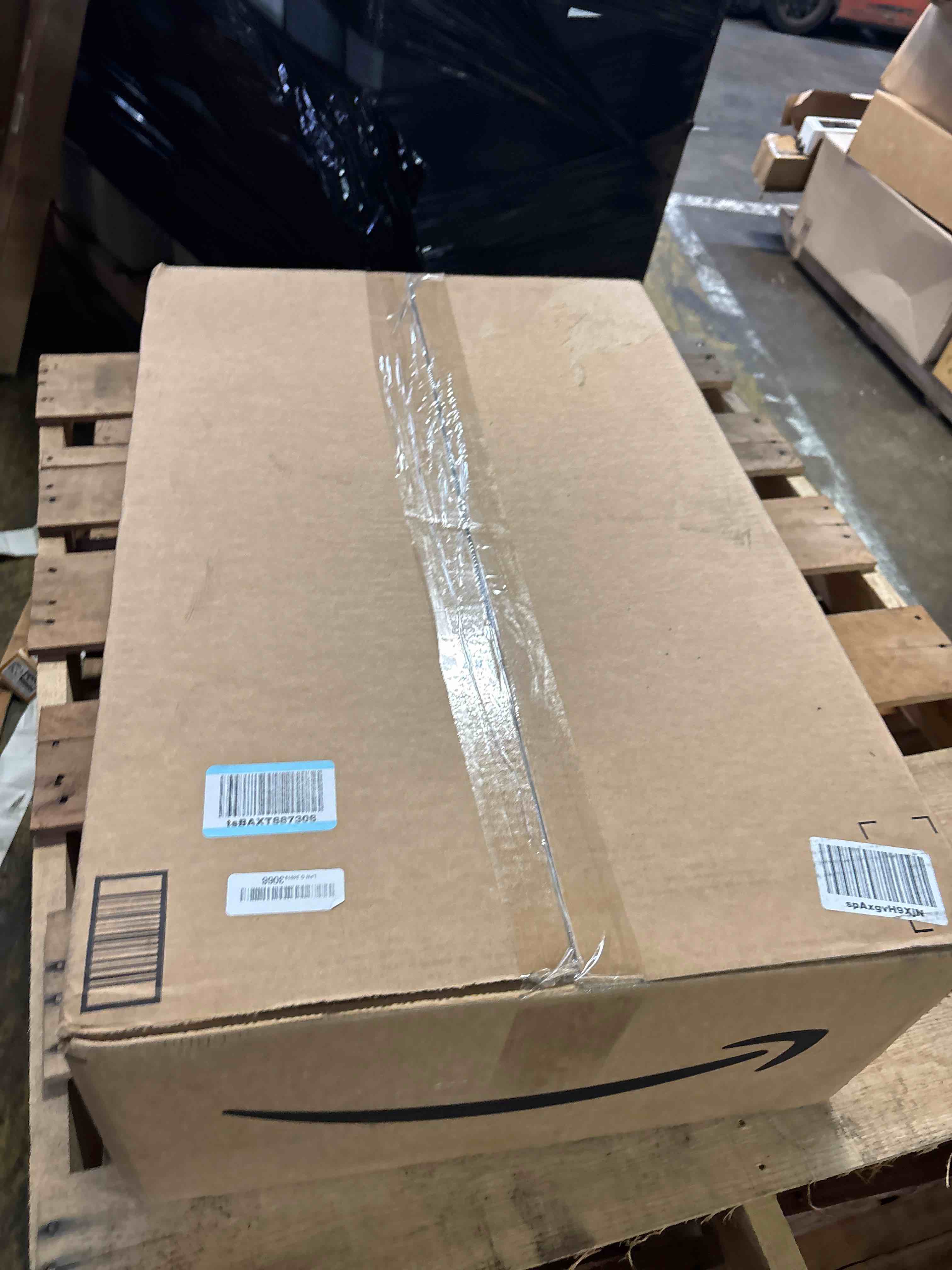 https://s3.amazonaws.com/lotting-images-prod/phillipi/PNK3521913_1750969552370.jpeg
