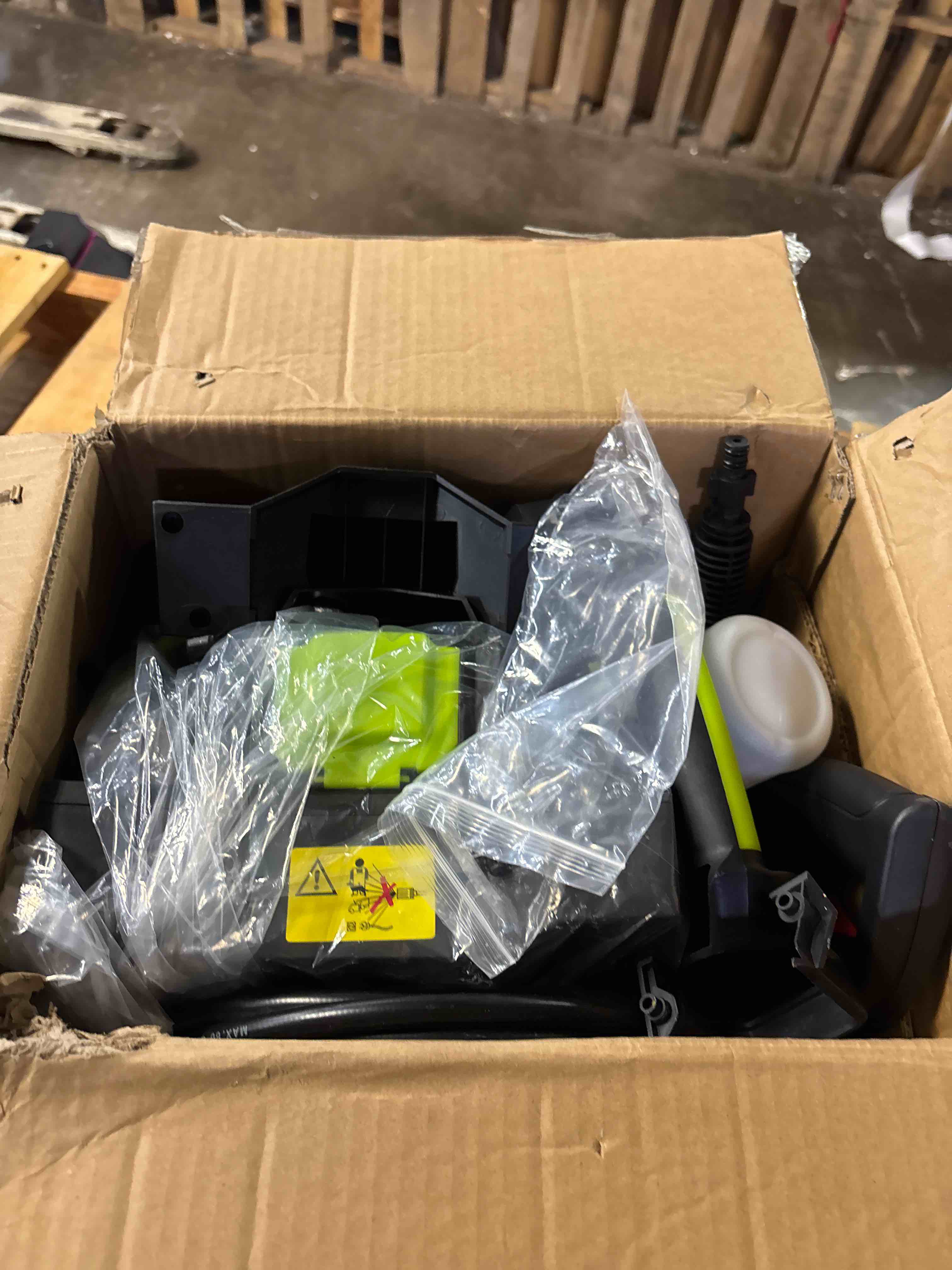 https://s3.amazonaws.com/lotting-images-prod/phillipi/PNK3521953_1750973159427.jpeg