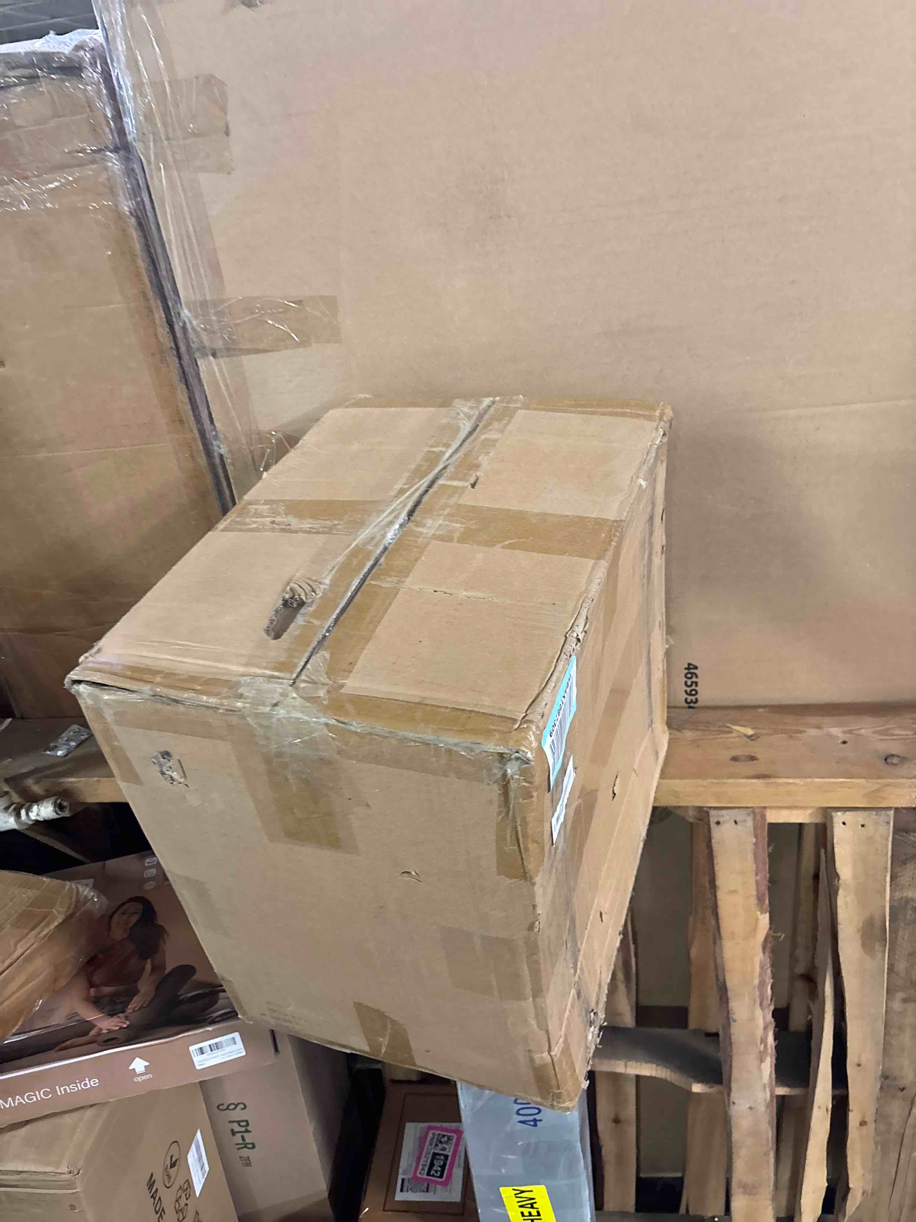 https://s3.amazonaws.com/lotting-images-prod/phillipi/PNK3521967_1750974254282.jpeg