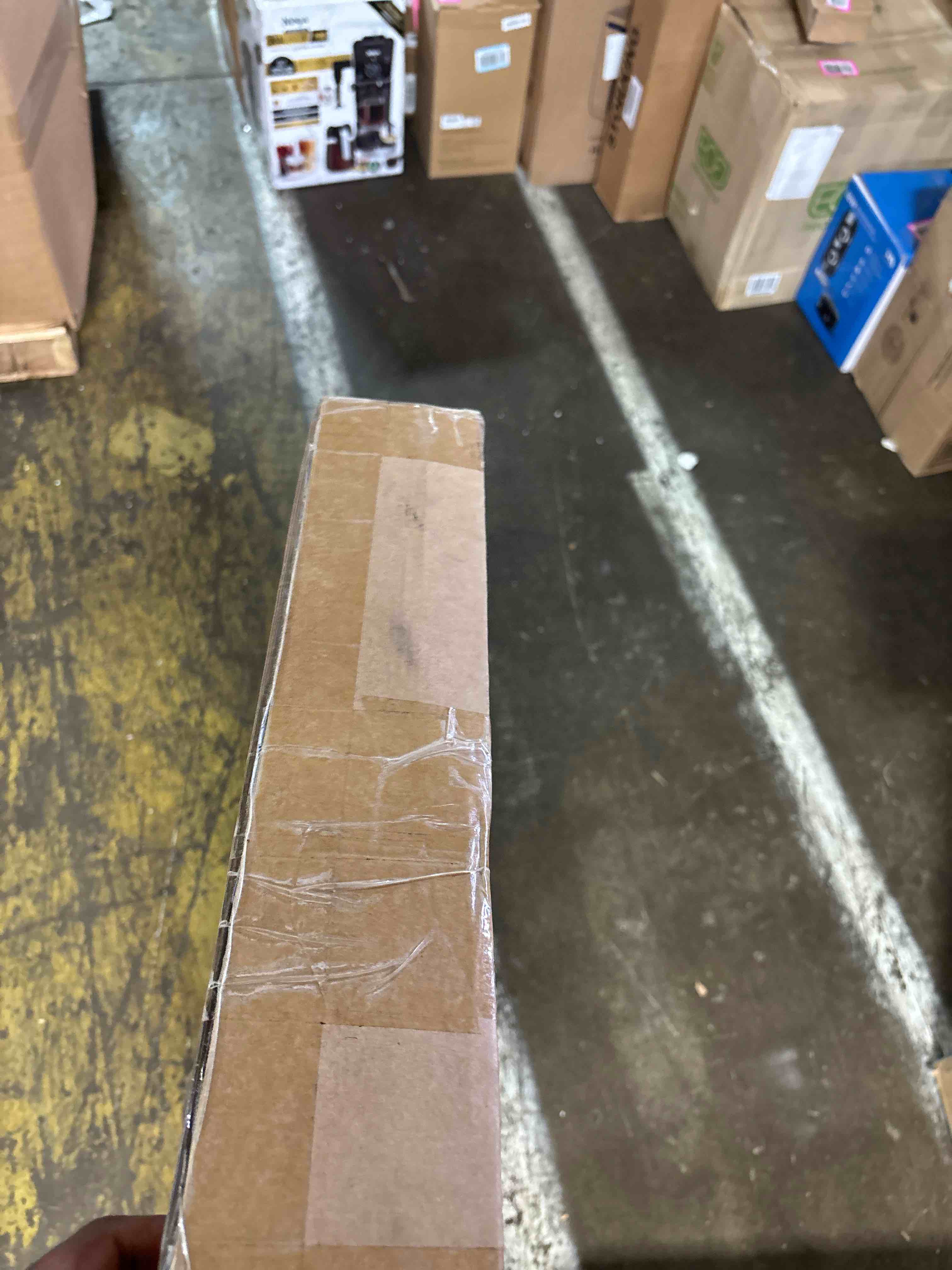 https://s3.amazonaws.com/lotting-images-prod/phillipi/PNK3521977_1751026741919.jpeg