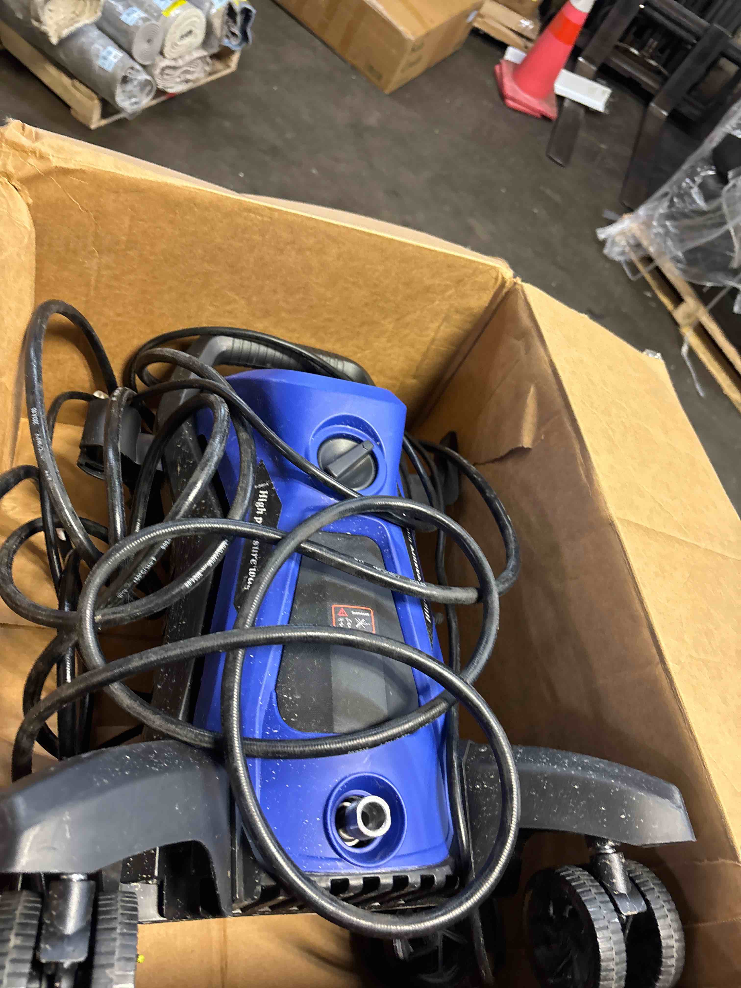 https://s3.amazonaws.com/lotting-images-prod/phillipi/PNK3522009_1751030974944.jpeg