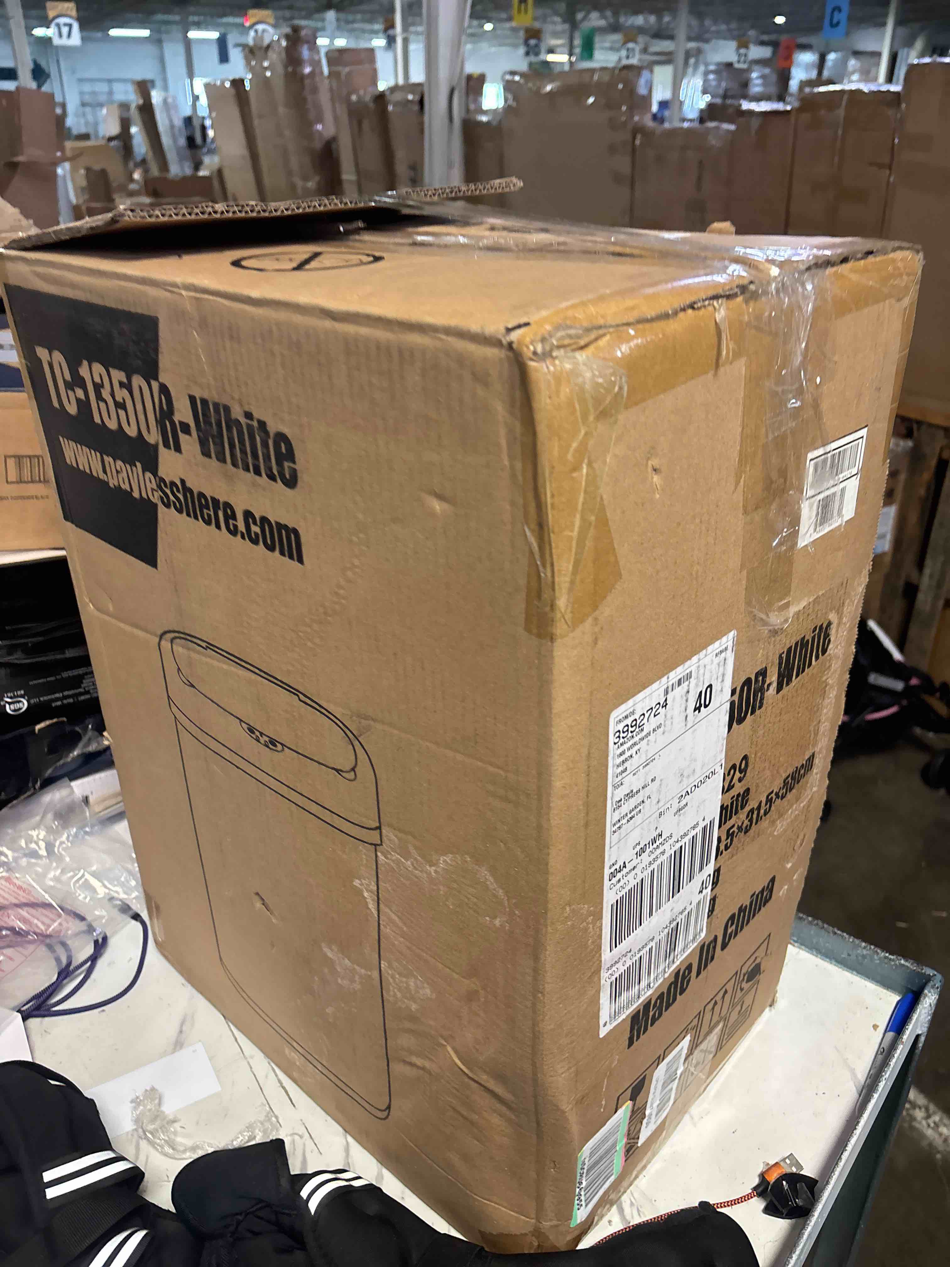 https://s3.amazonaws.com/lotting-images-prod/phillipi/PNK3522027_1751035766969.jpeg