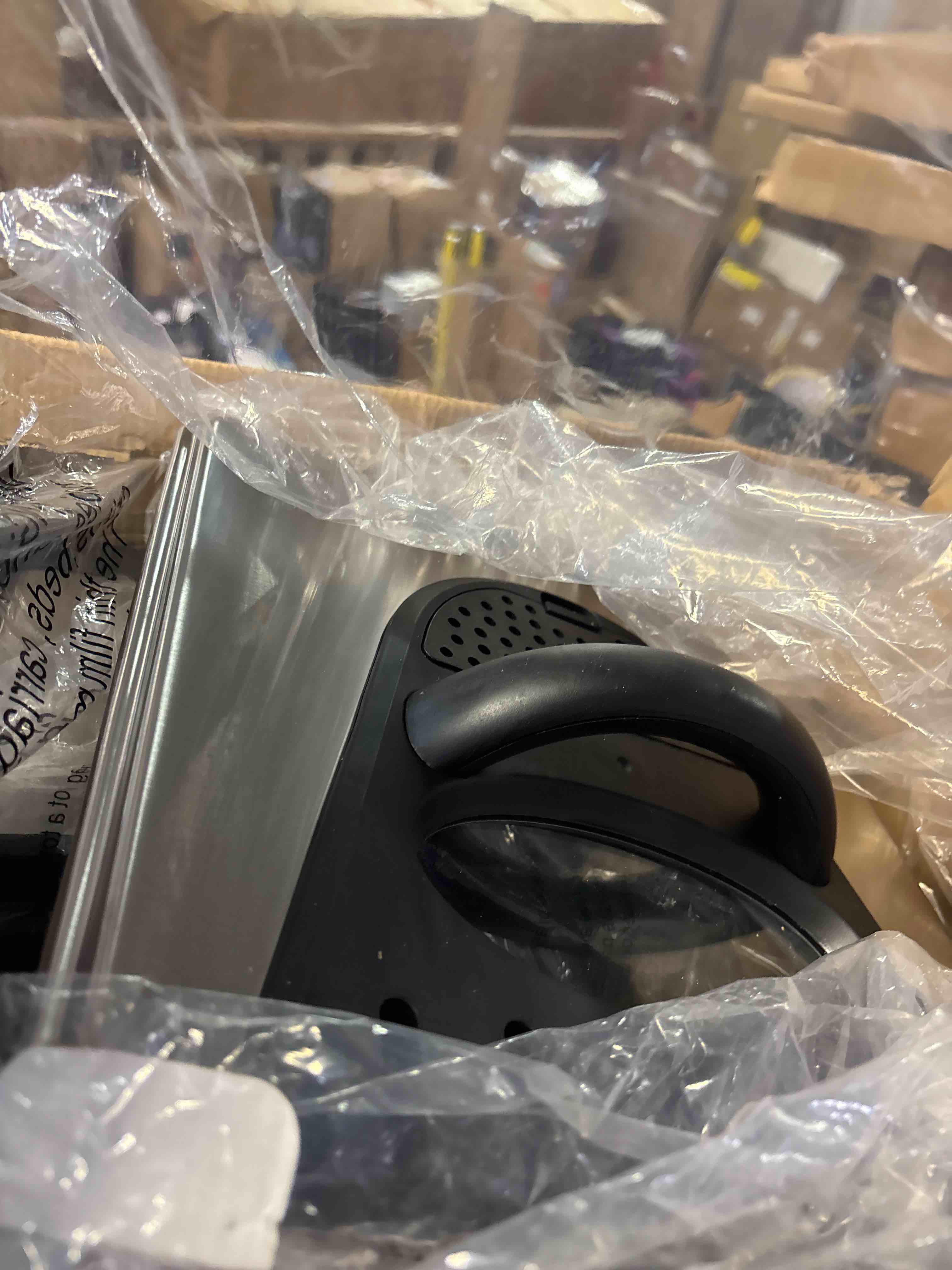 https://s3.amazonaws.com/lotting-images-prod/phillipi/PNK3522061_1751042530596.jpeg