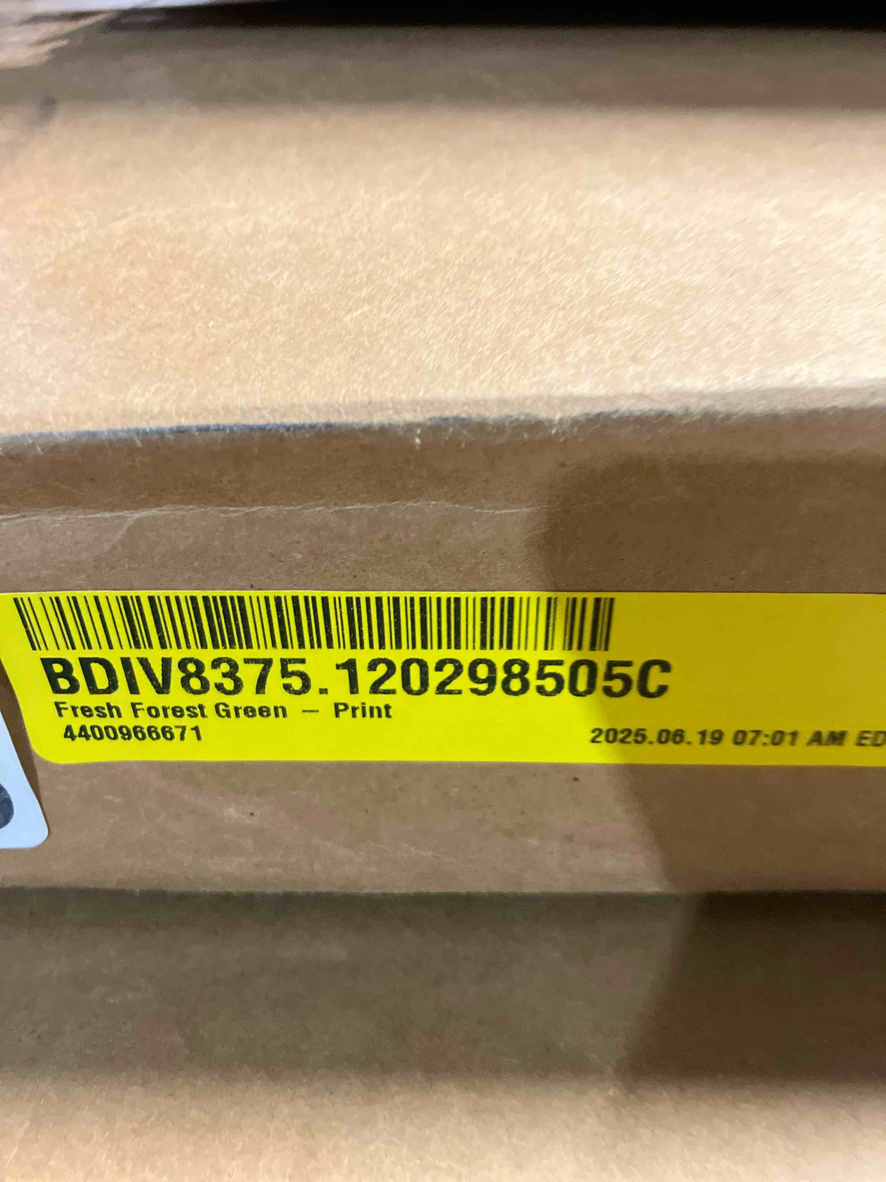 https://s3.amazonaws.com/lotting-images-prod/phillipi/PNK3522284_1751400746093.jpeg