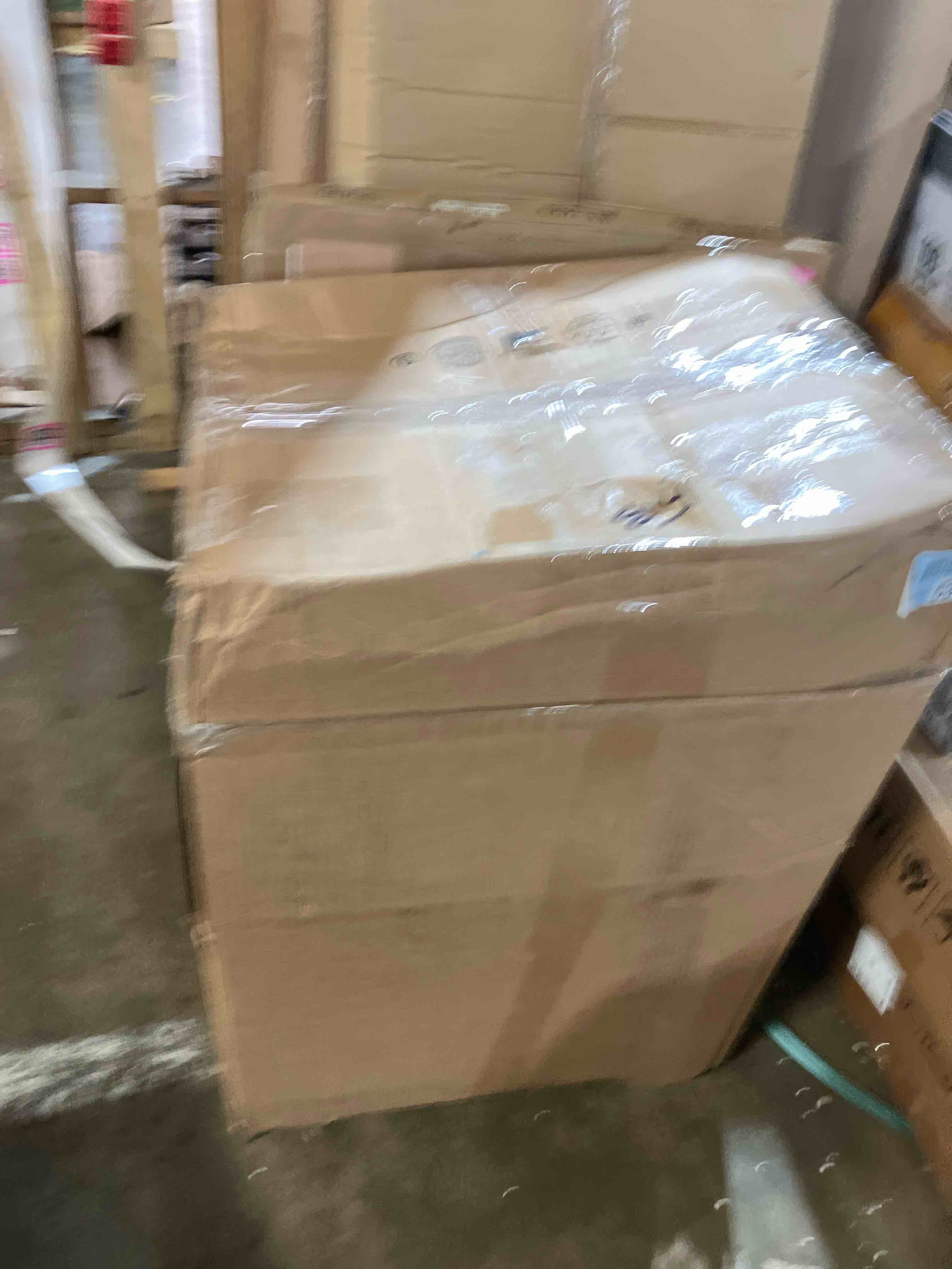 https://s3.amazonaws.com/lotting-images-prod/phillipi/PNK3522288_1751395923243.jpeg