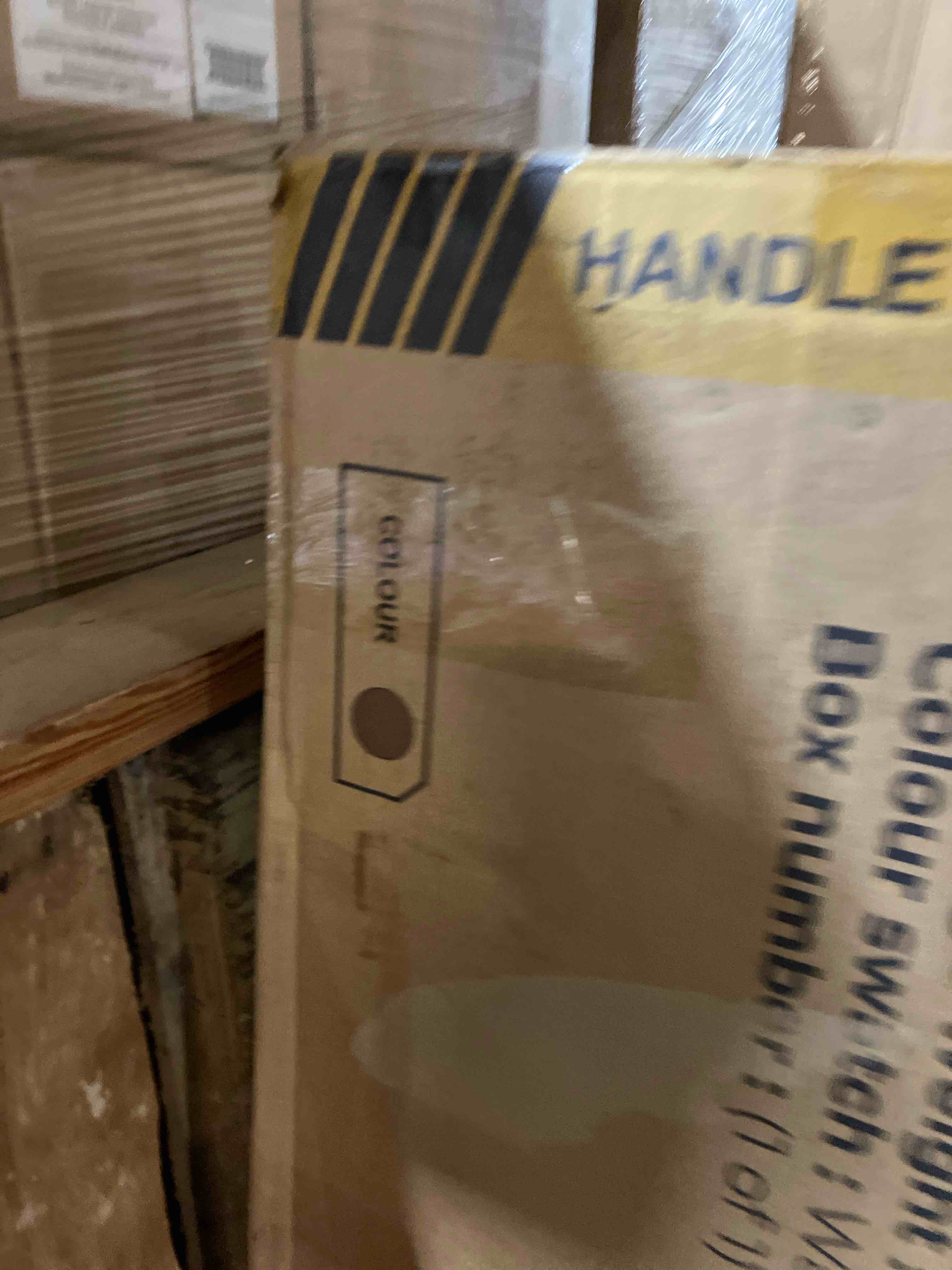 https://s3.amazonaws.com/lotting-images-prod/phillipi/PNK3522343_1751384051802.jpeg