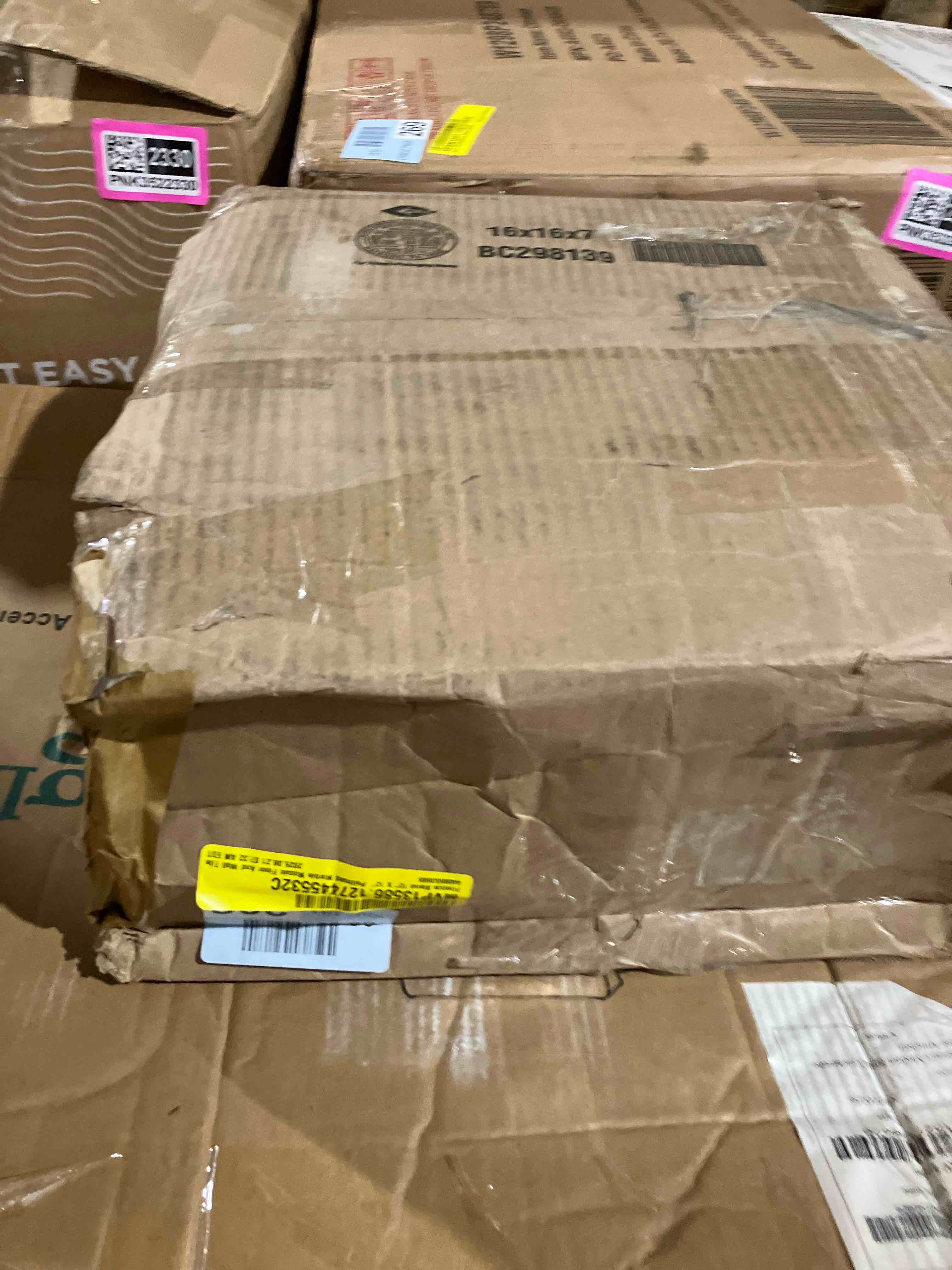 https://s3.amazonaws.com/lotting-images-prod/phillipi/PNK3522363_1751383676153.jpeg