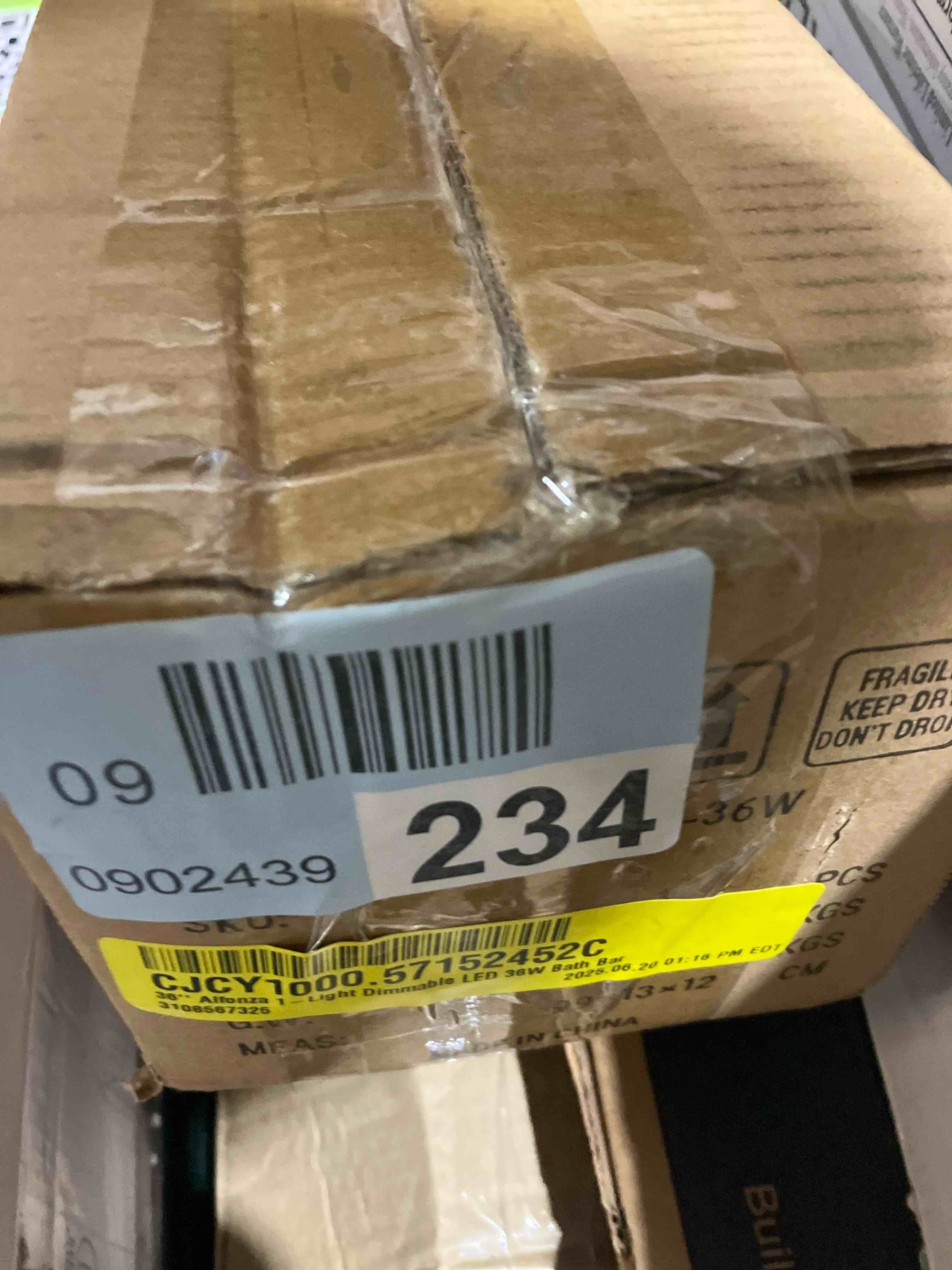 https://s3.amazonaws.com/lotting-images-prod/phillipi/PNK3522365_1751375194500.jpeg