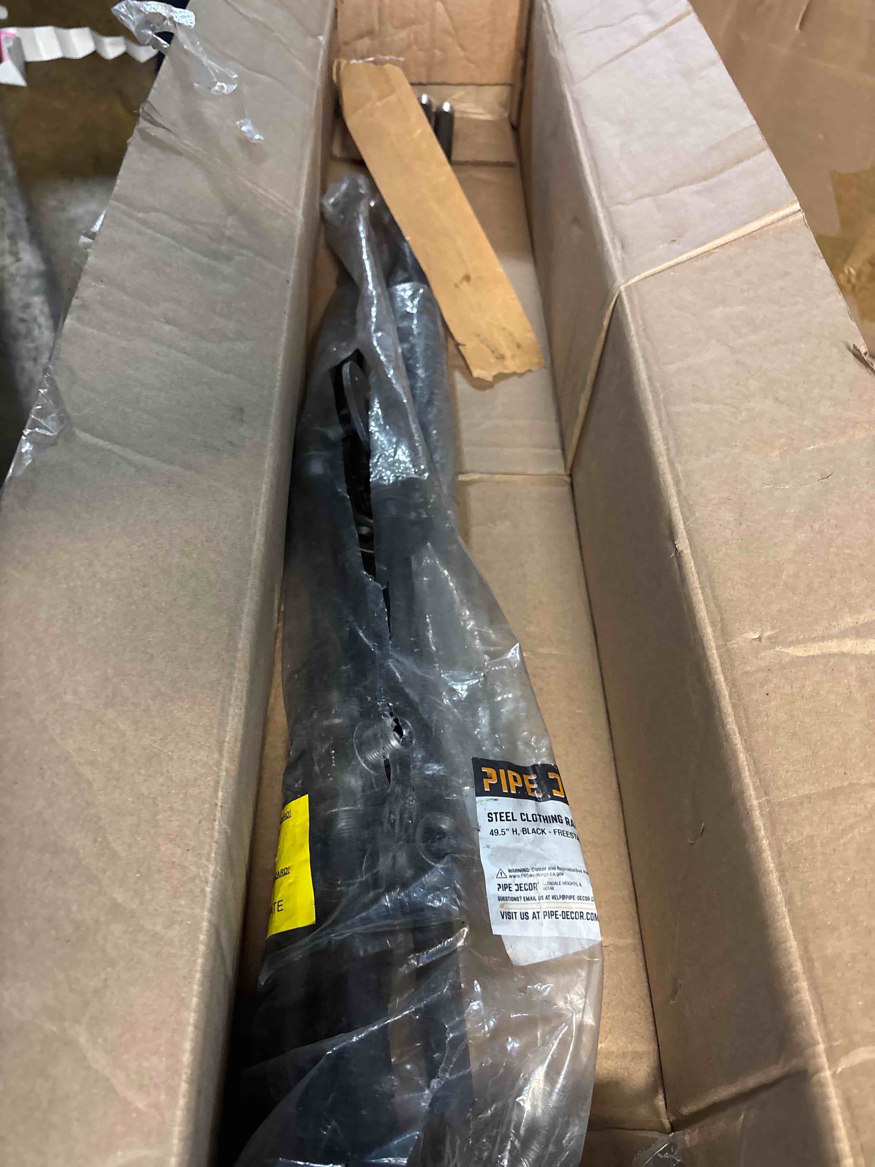 https://s3.amazonaws.com/lotting-images-prod/phillipi/PNK3522611_1751395186188.jpeg