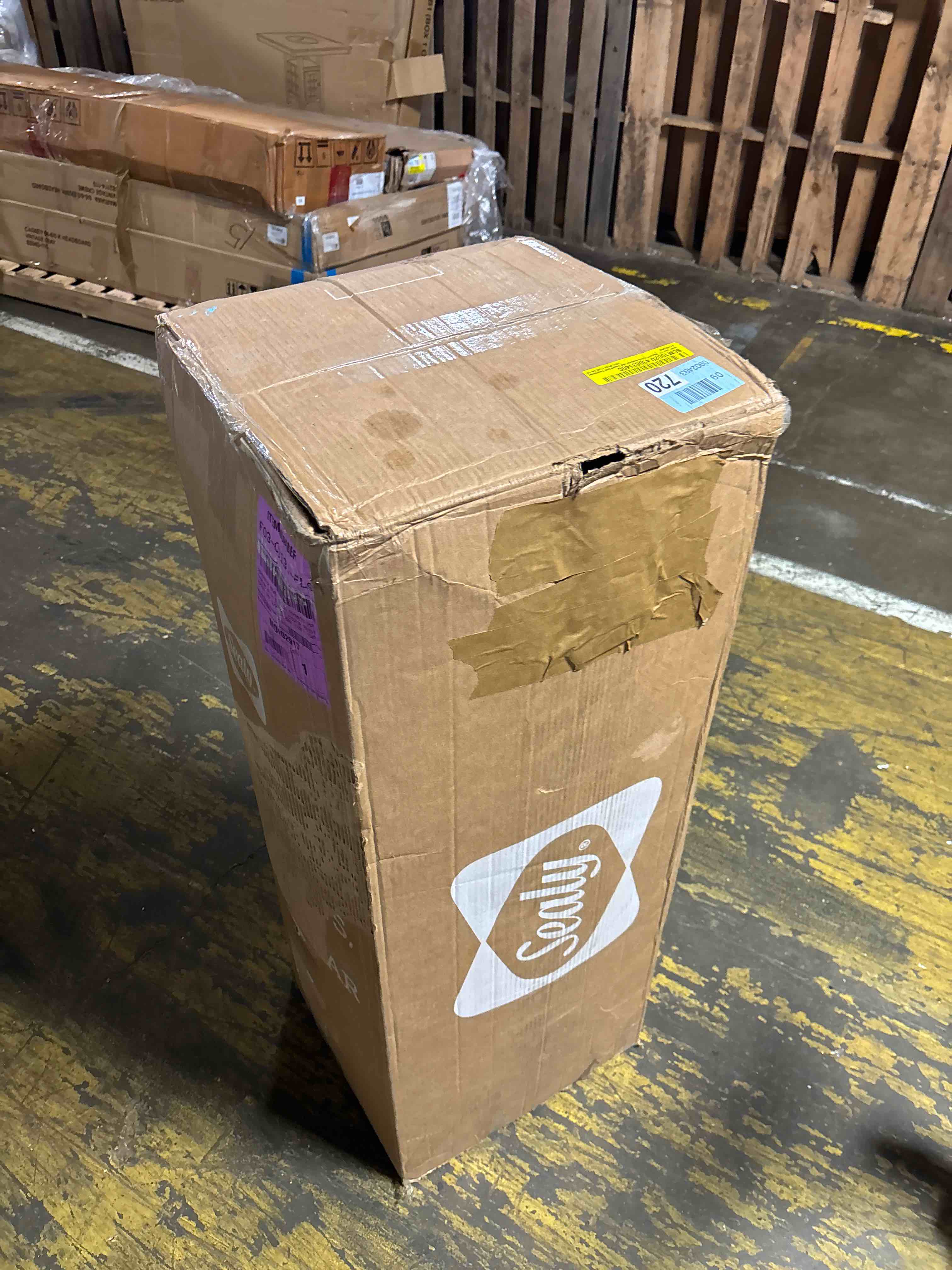 https://s3.amazonaws.com/lotting-images-prod/phillipi/PNK3522628_1751400835328.jpeg
