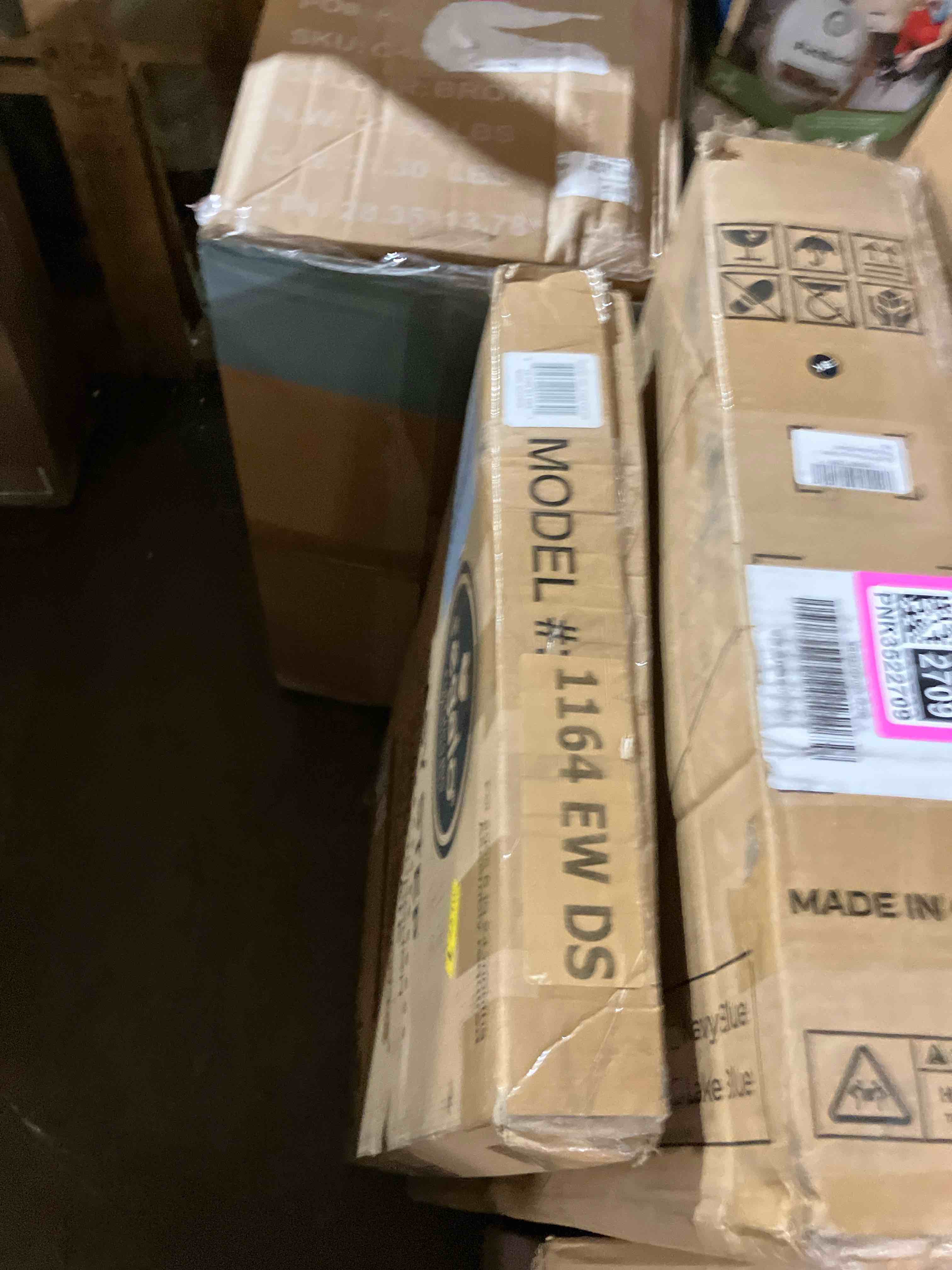 https://s3.amazonaws.com/lotting-images-prod/phillipi/PNK3522707_1751641694111.jpeg