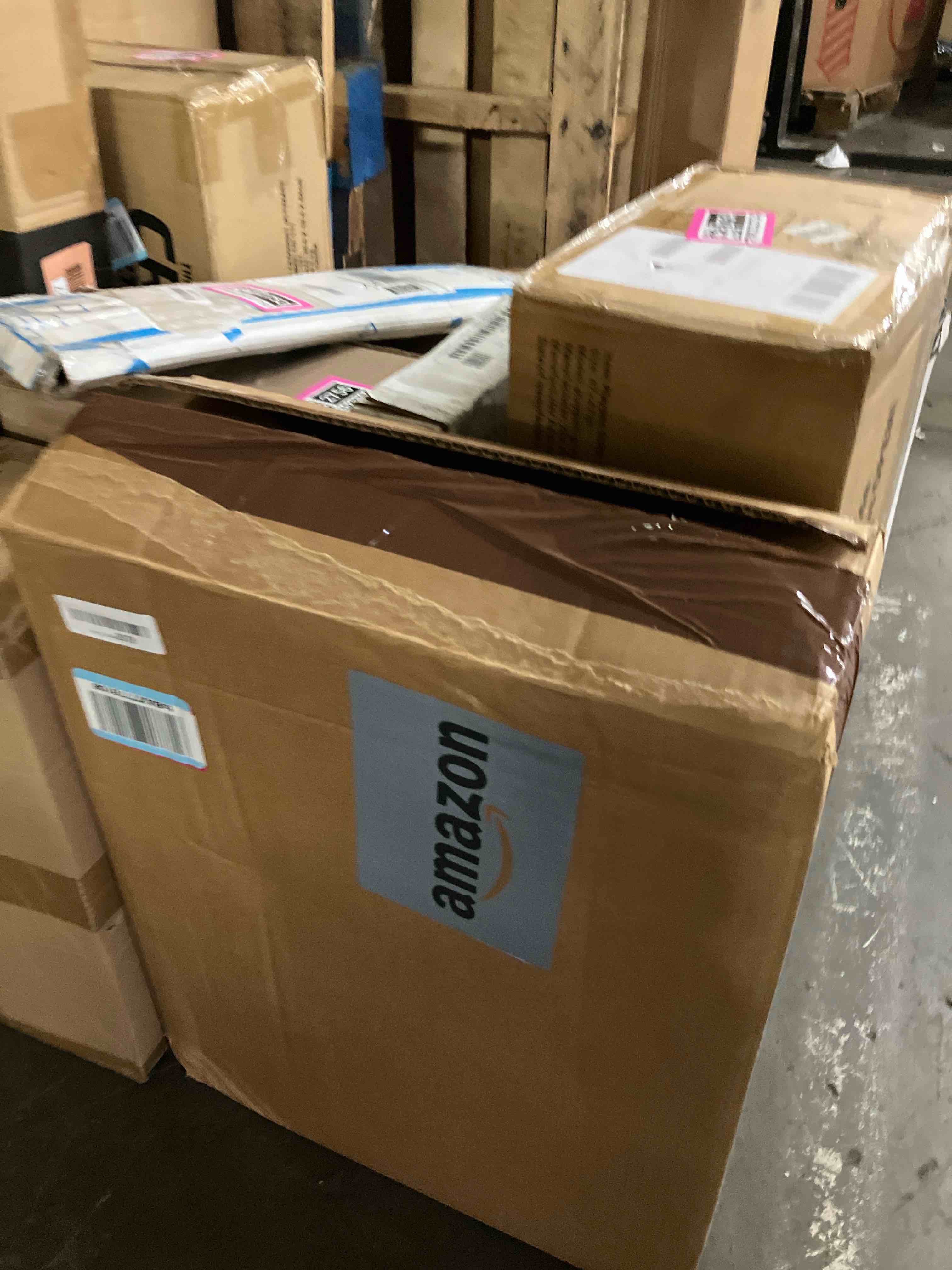 https://s3.amazonaws.com/lotting-images-prod/phillipi/PNK3522750_1751637436858.jpeg
