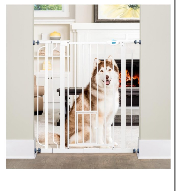 Carlson Pet Products Mini Tuffy Pet Gate  Metal