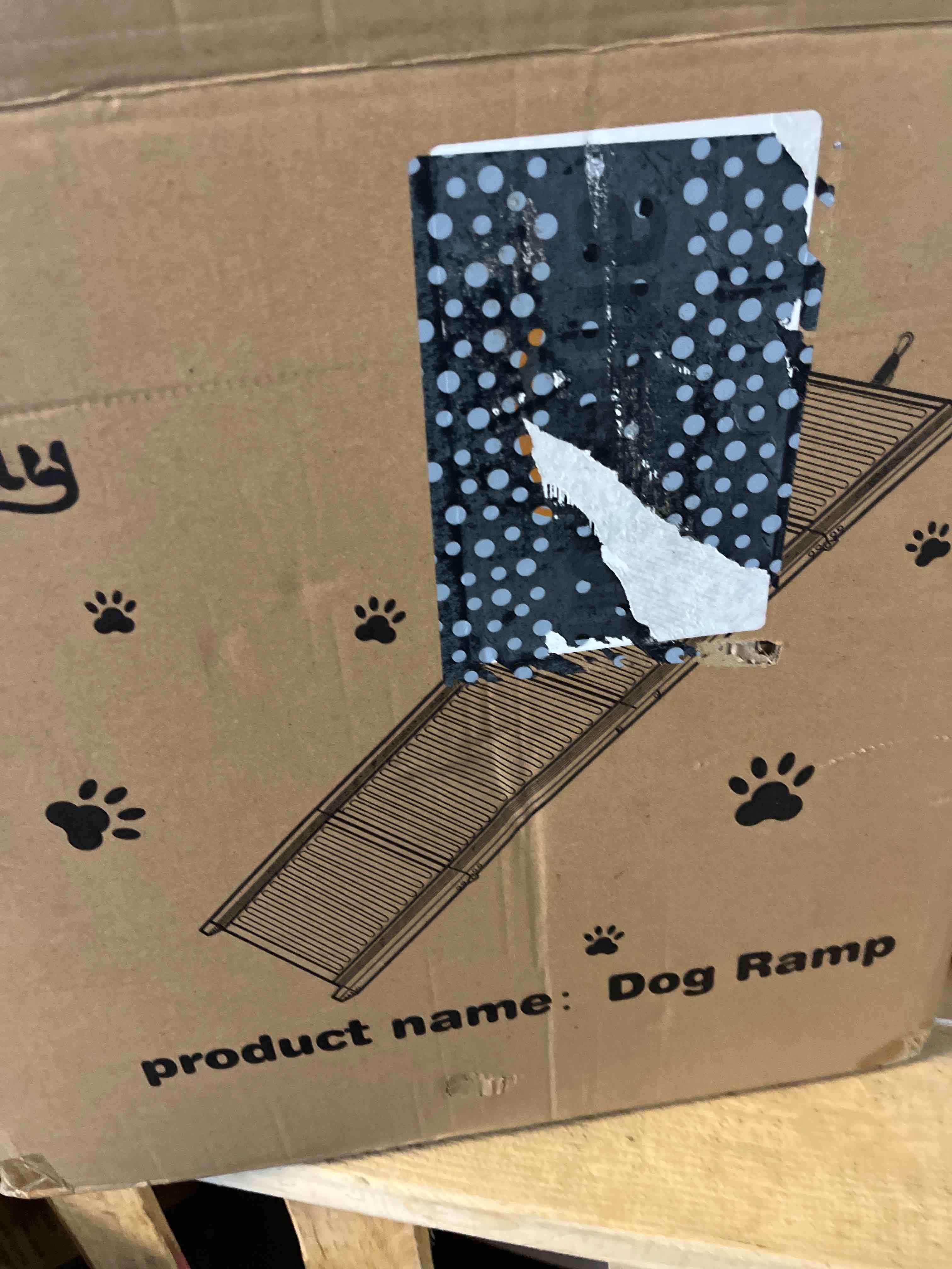 https://s3.amazonaws.com/lotting-images-prod/phillipi/PNK3523015_1746807089134.jpeg
