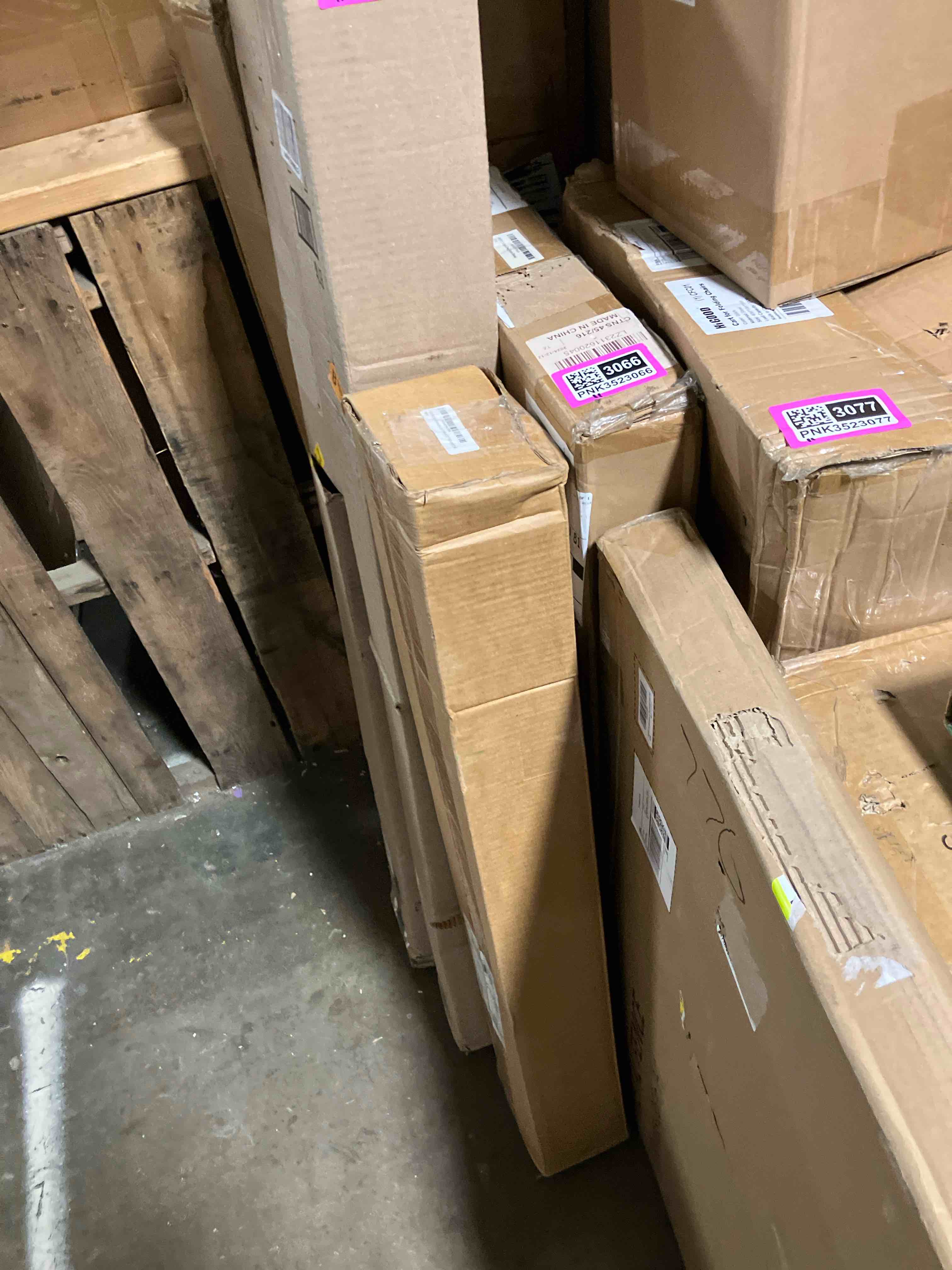 https://s3.amazonaws.com/lotting-images-prod/phillipi/PNK3523062_1746816906280.jpeg