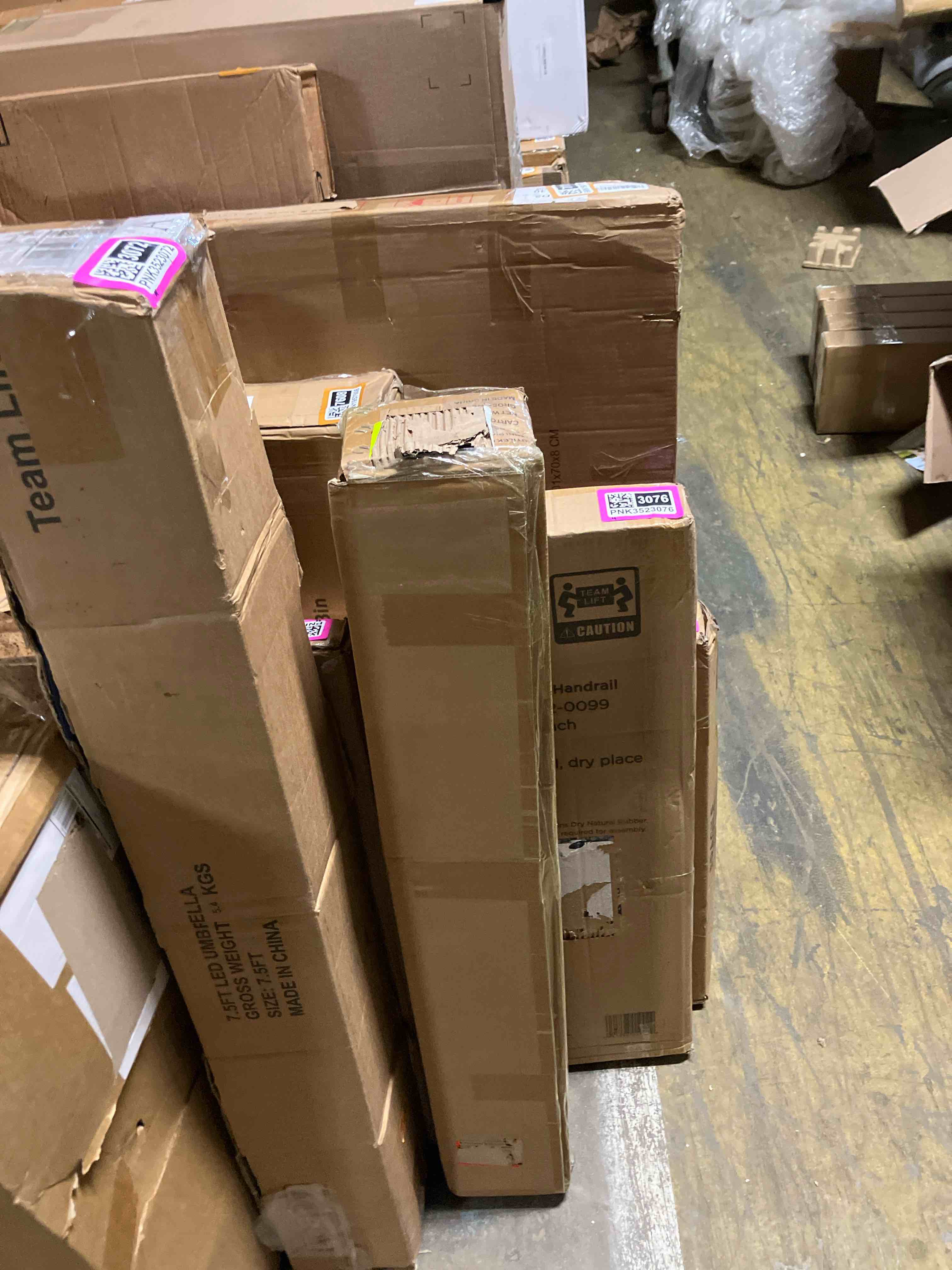 https://s3.amazonaws.com/lotting-images-prod/phillipi/PNK3523071_1746815440533.jpeg