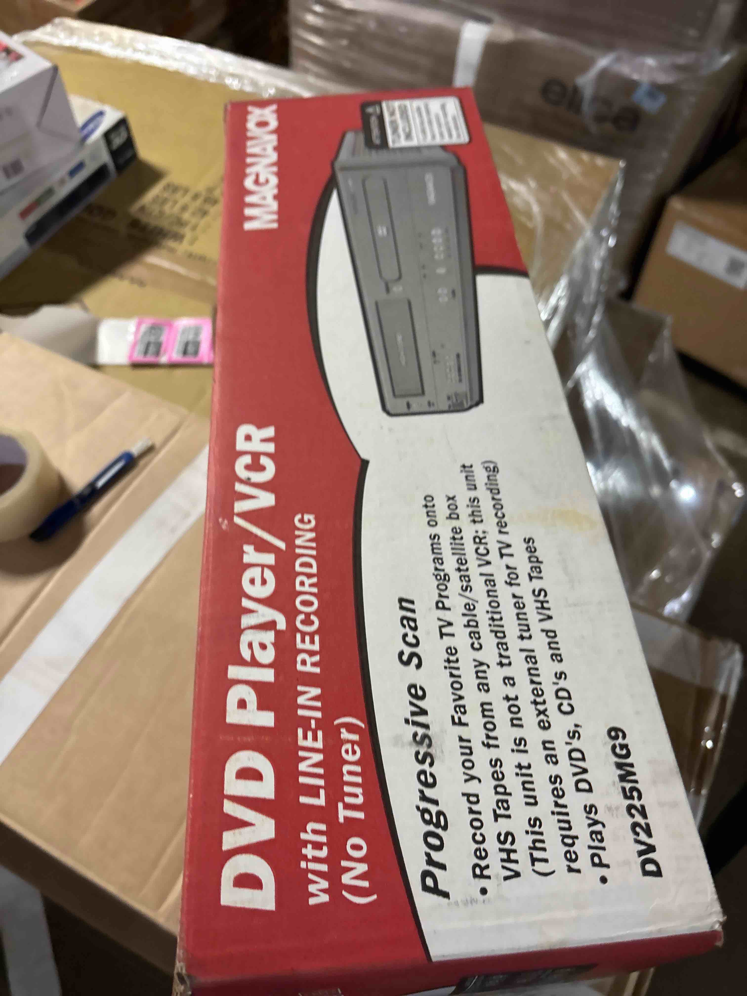 https://s3.amazonaws.com/lotting-images-prod/phillipi/PNK3523276_1747241496454.jpeg